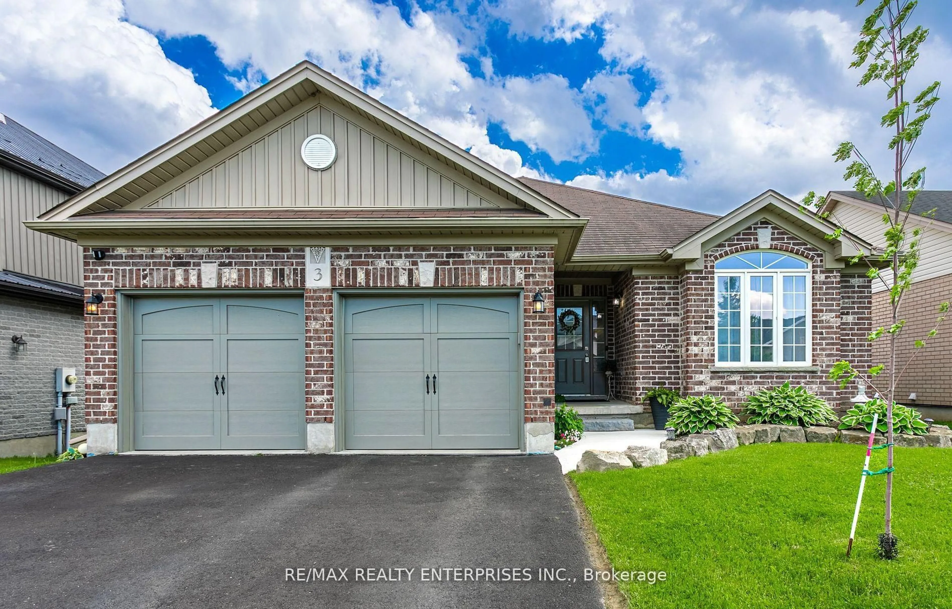Home with brick exterior material, street for 3 Woodhatch Cres, Ingersoll Ontario N5C 0A2