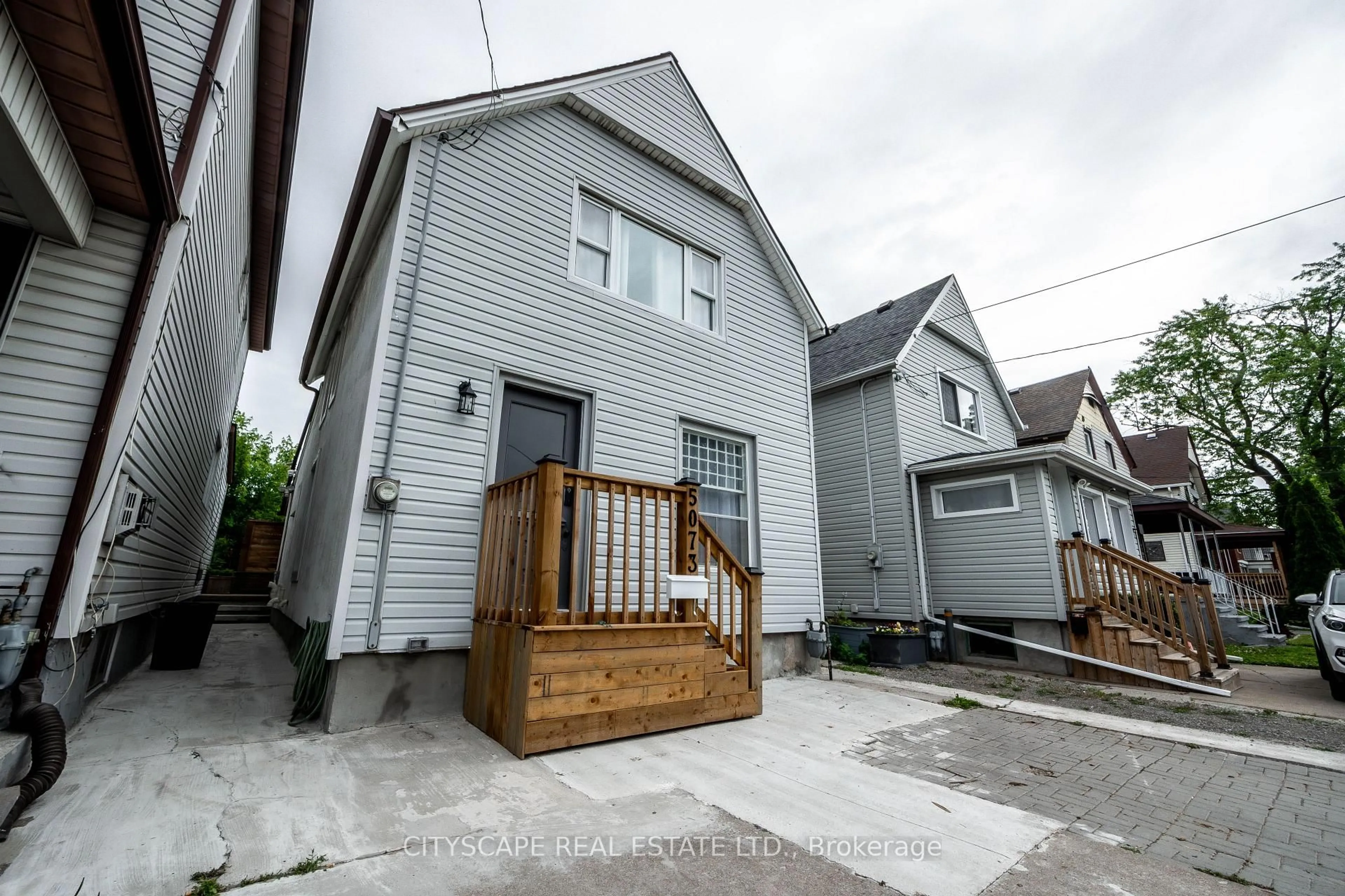 Unknown for 5073 Kitchener St, Niagara Falls Ontario L2G 1B1