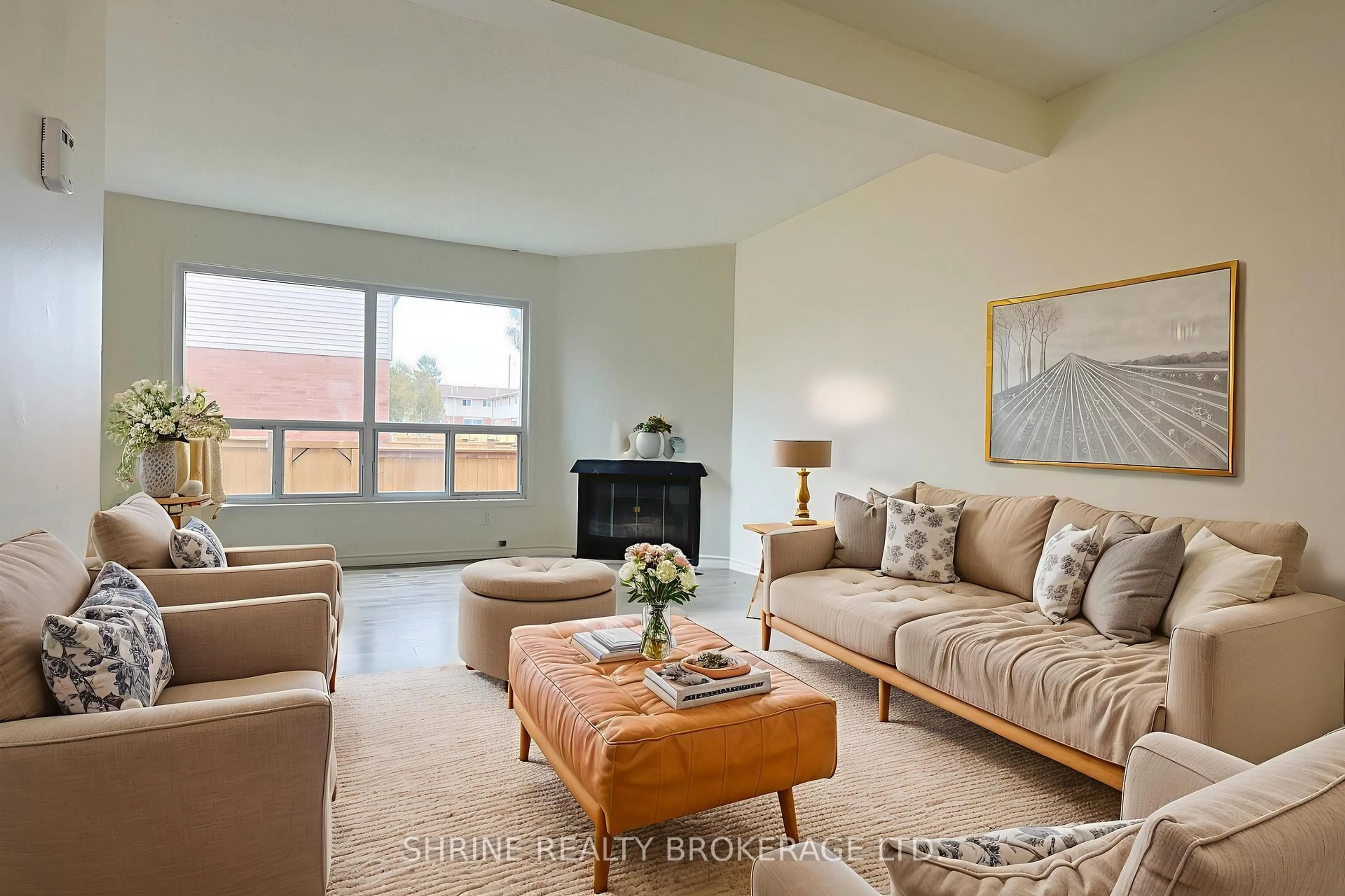 Living room with furniture, unknown for 595 Third St #51, London East Ontario N5V 4A1