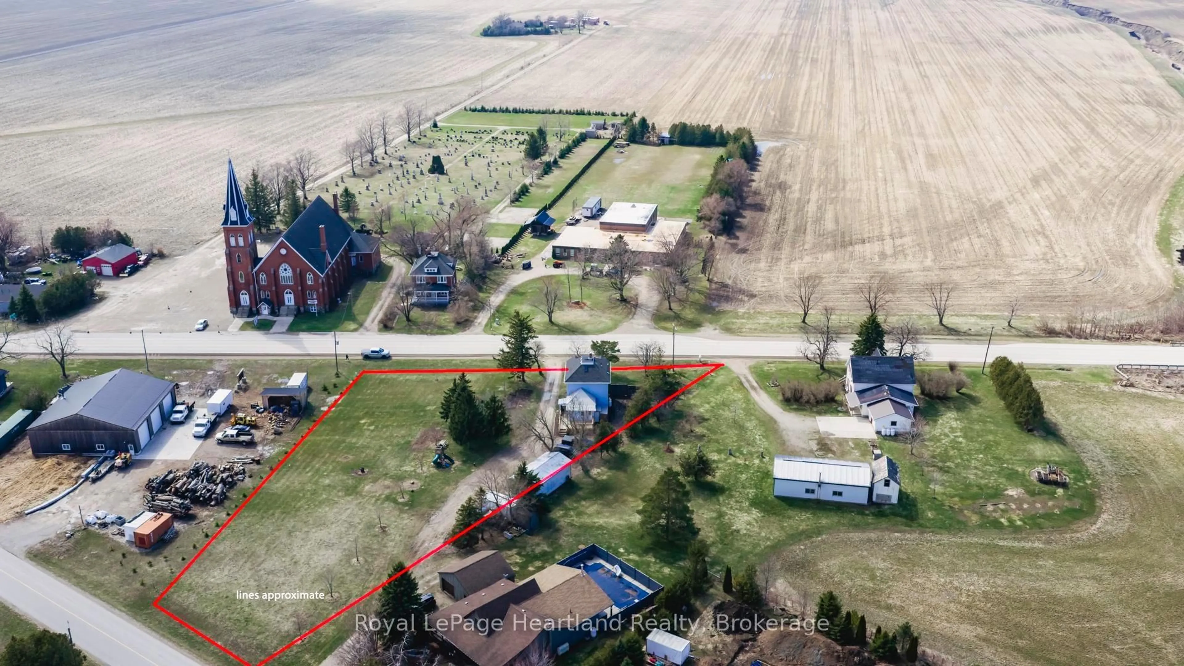 A pic from outside/outdoor area/front of a property/back of a property/a pic from drone, street for 84688 Bluewater Highway, Ashfield-Colborne-Wawanosh Ontario N7A 3X9