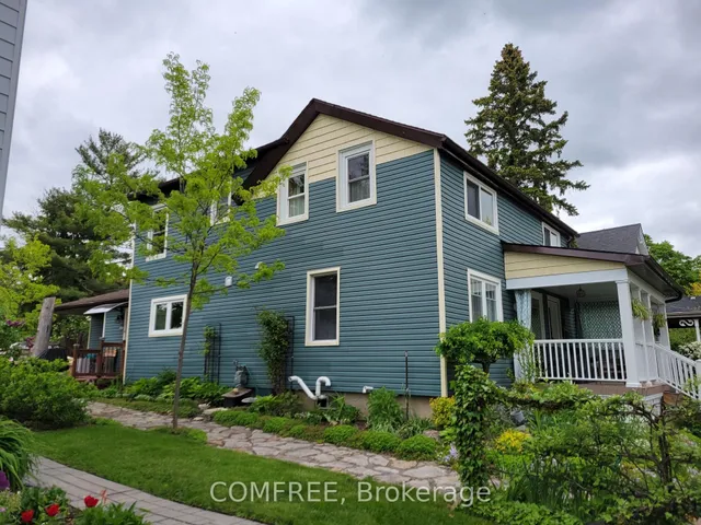 136 John St, Gananoque 2