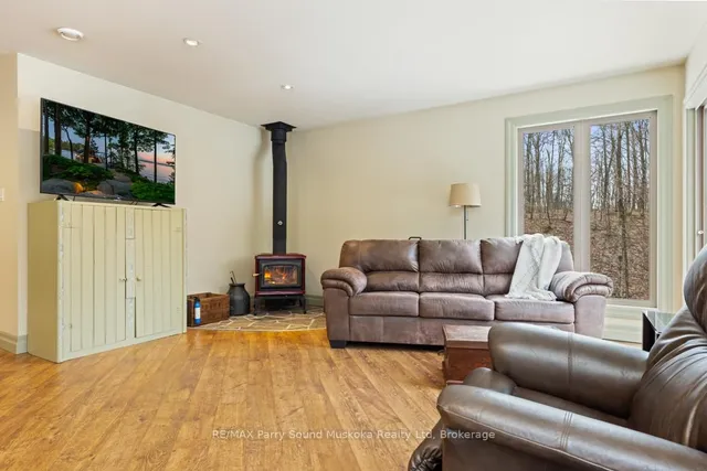 64 124 Highway, McDougall 3