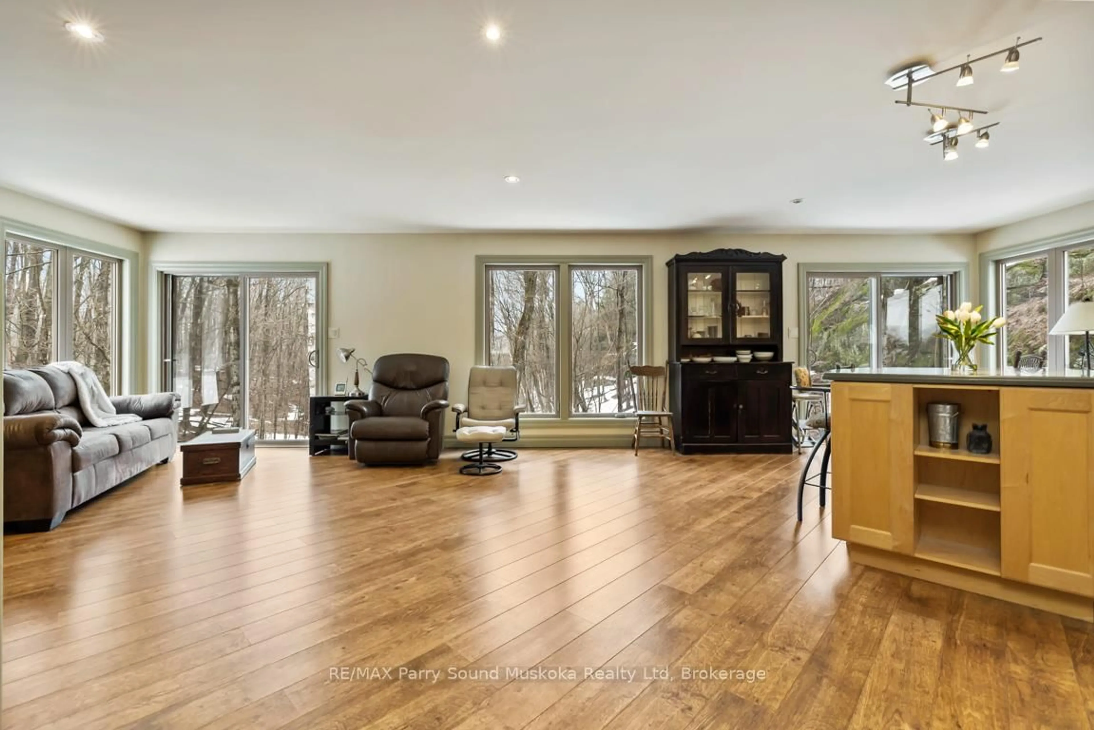 Unknown for 64 124 Highway, McDougall Ontario P2A 2W7