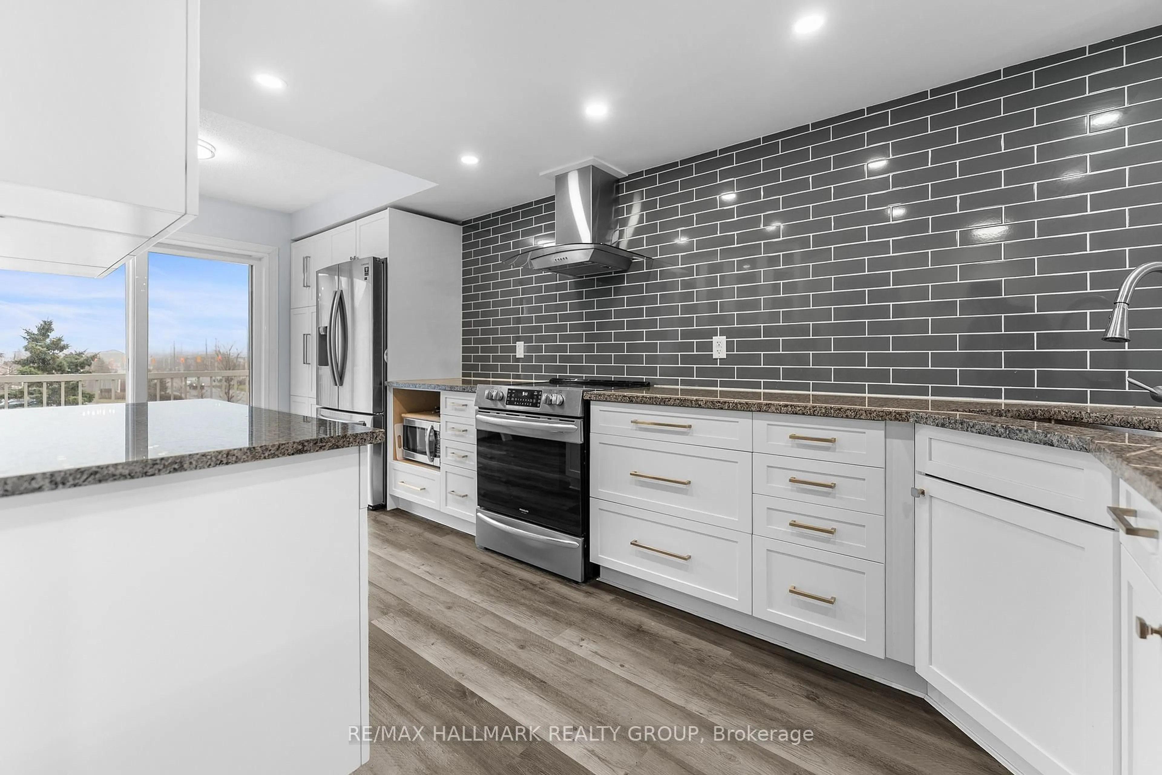 Open concept kitchen, unknown for 12 Lakepointe Dr, Orleans Ontario K4A 5E3