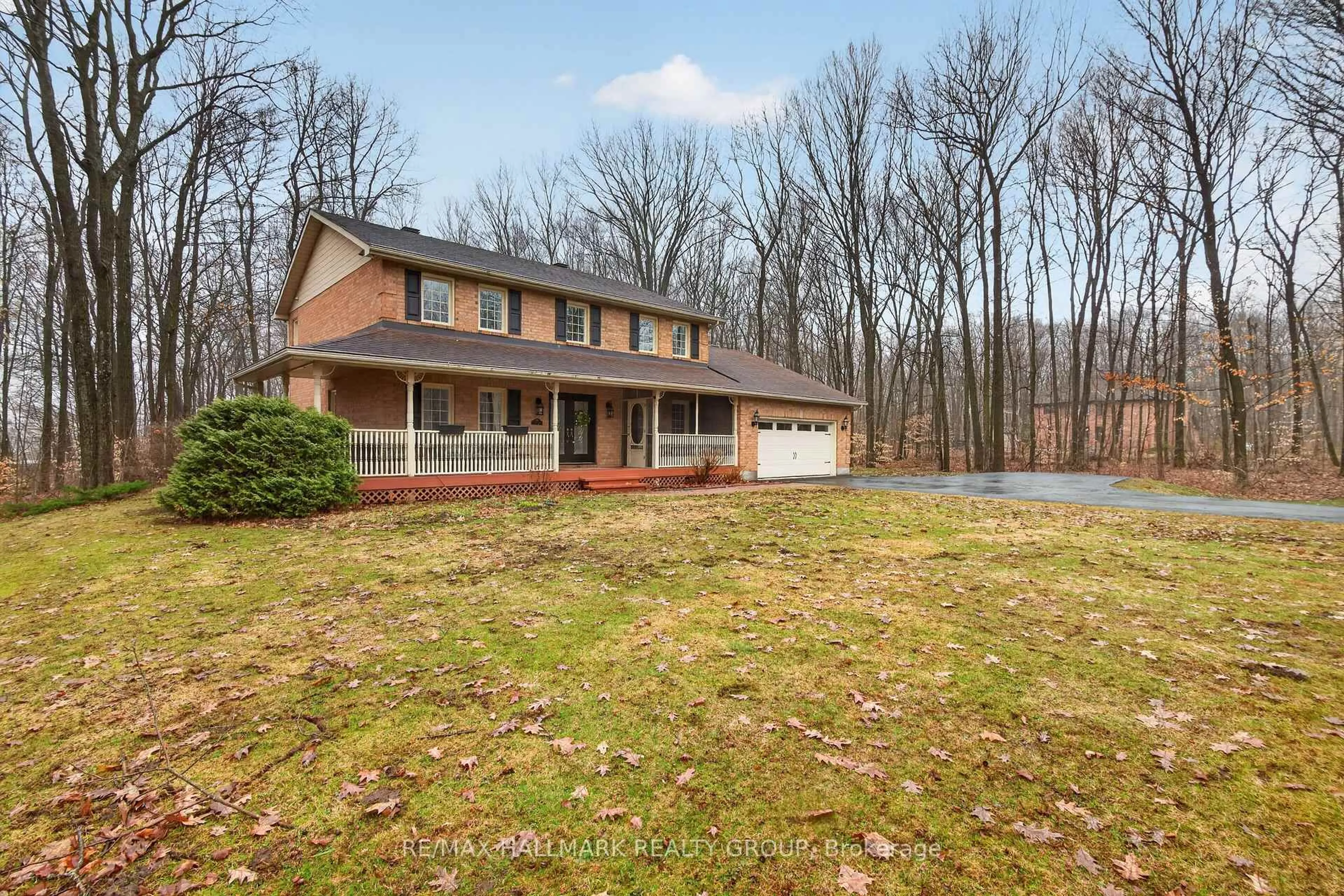 A pic from outside/outdoor area/front of a property/back of a property/a pic from drone, water/lake/river/ocean view for 1372 Jules Leger Dr, Ottawa Ontario K4C 1E2