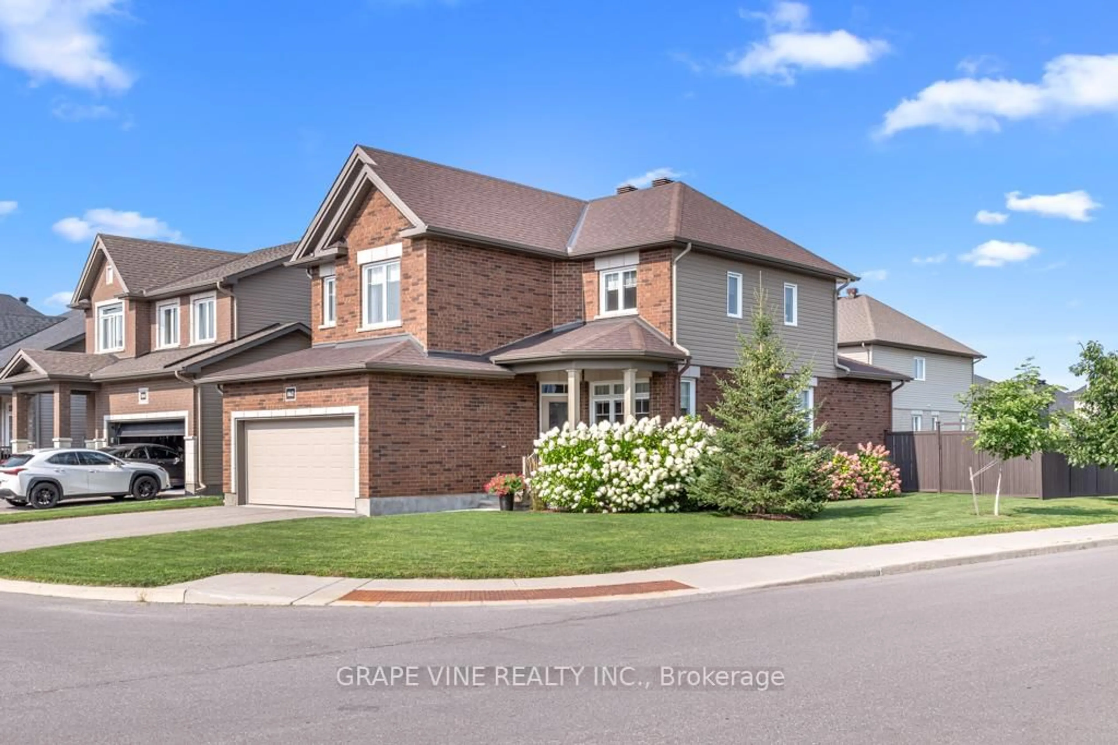 Home with brick exterior material, street for 862 Oat Straw Way, Ottawa Ontario K1T 0M2