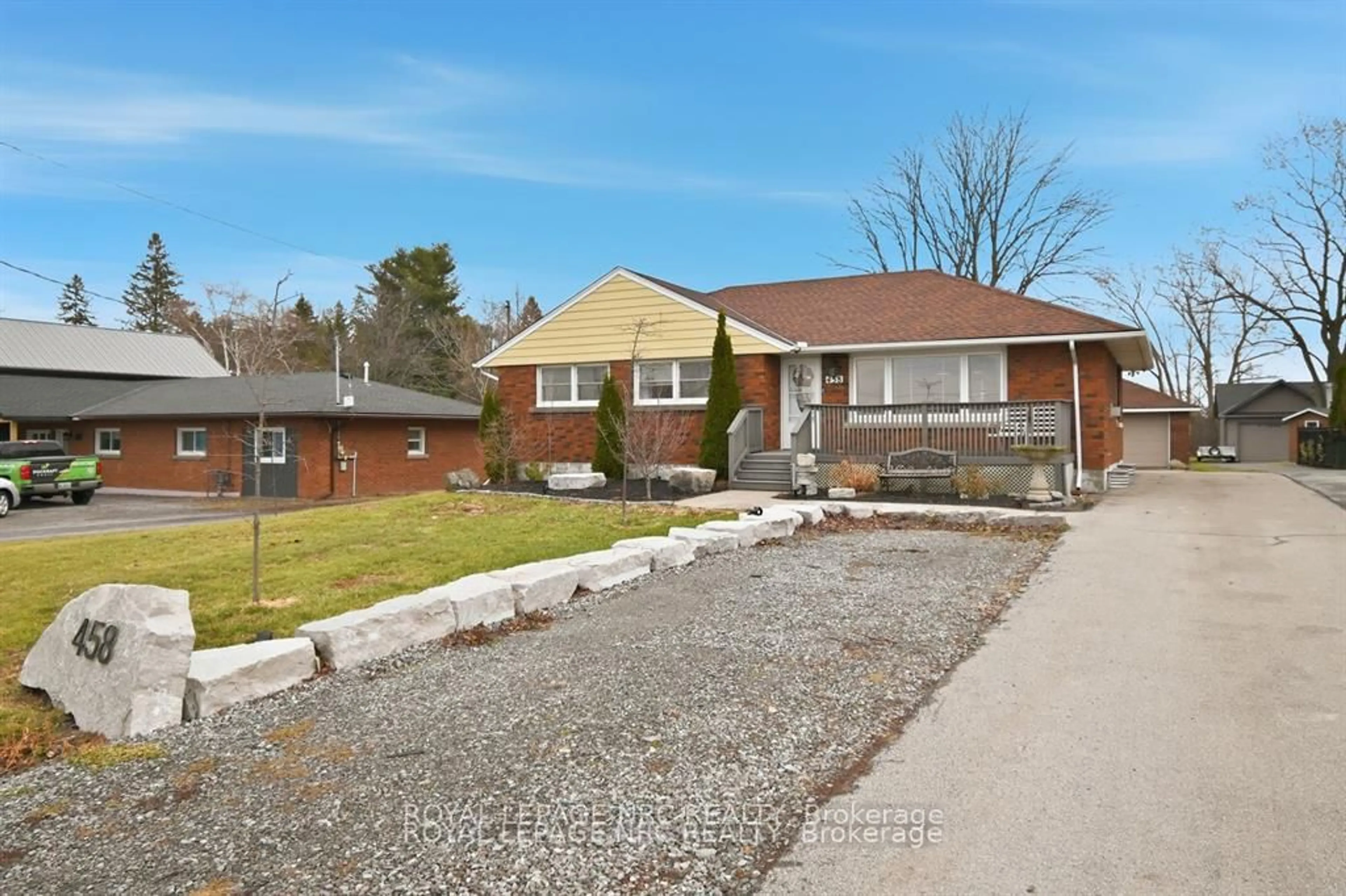 Home with brick exterior material, street for 458 Doan's Ridge Rd, Welland Ontario L3B 5N7