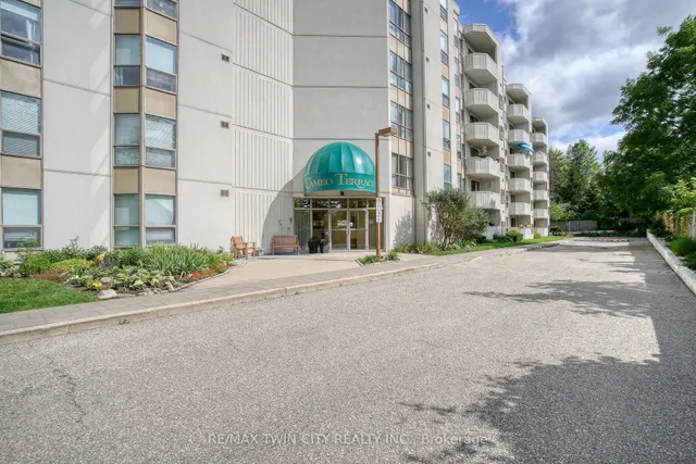 3267 King St #505, Kitchener 2