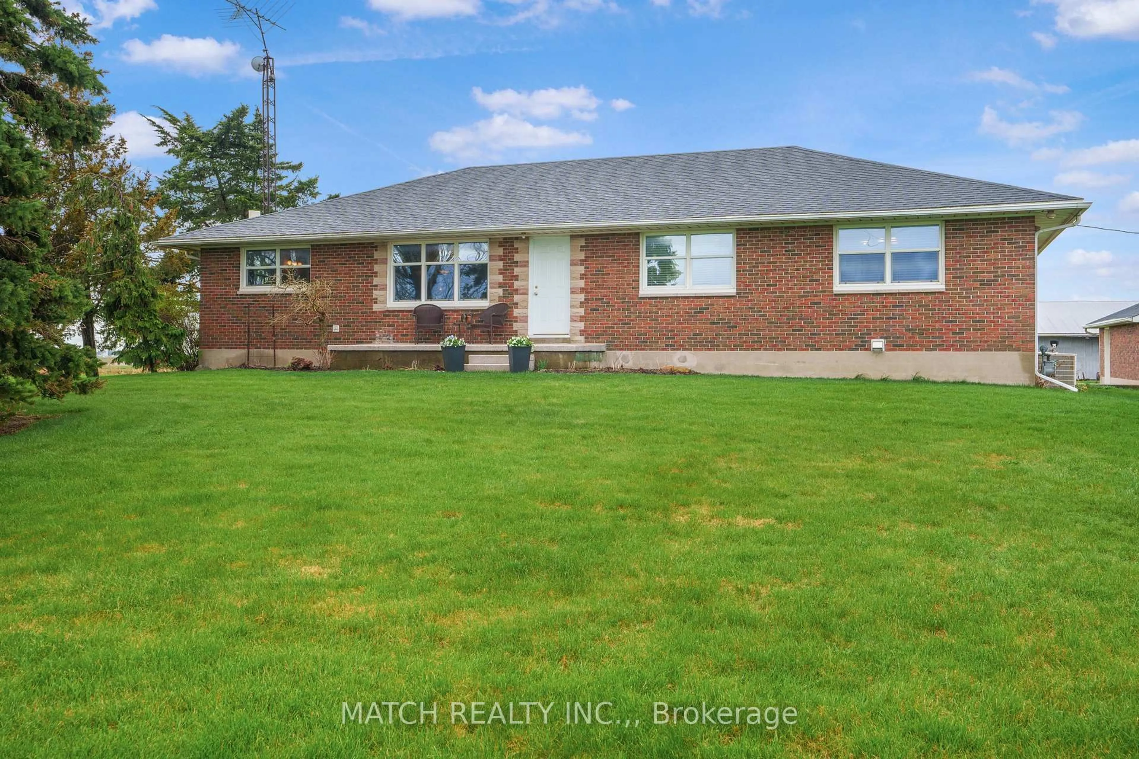 Home with brick exterior material, unknown for 27156 ST.CLAIR Rd, Chatham-Kent Ontario N8A 4L3