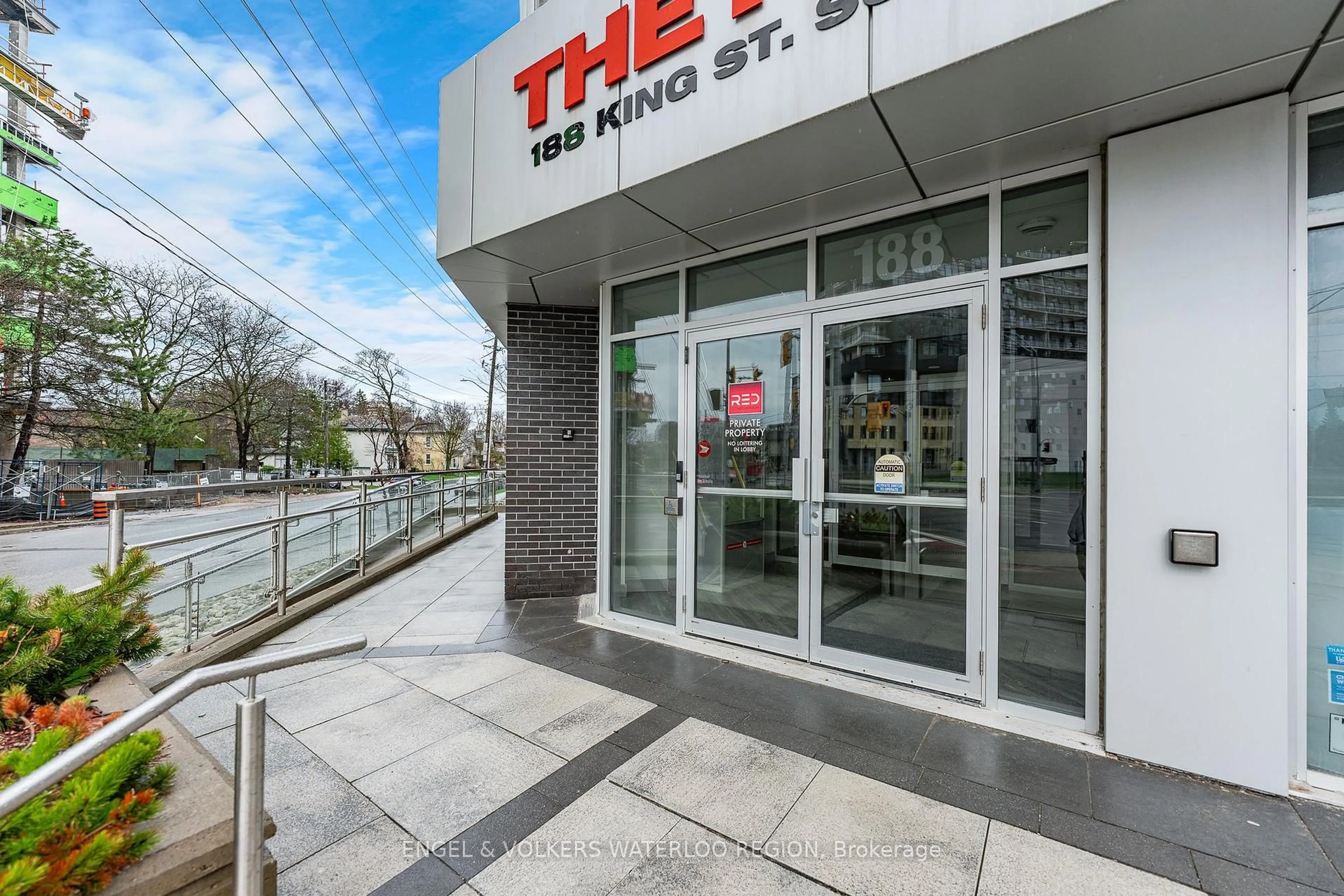 Unknown for 188 King St #207, Waterloo Ontario N2J 0C6