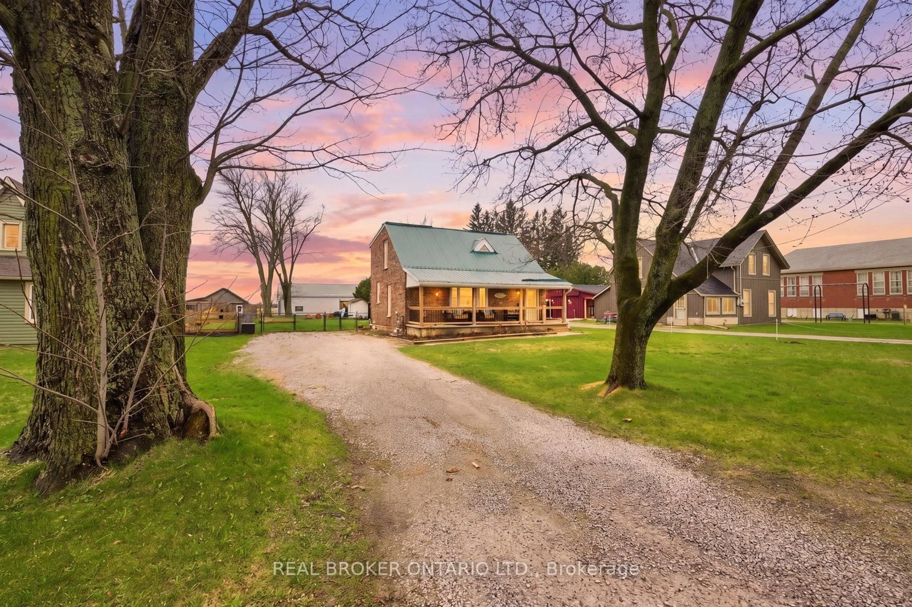 A pic from outside/outdoor area/front of a property/back of a property/a pic from drone, unknown for 100 La Salette Rd, Norfolk Ontario N0E 1H0