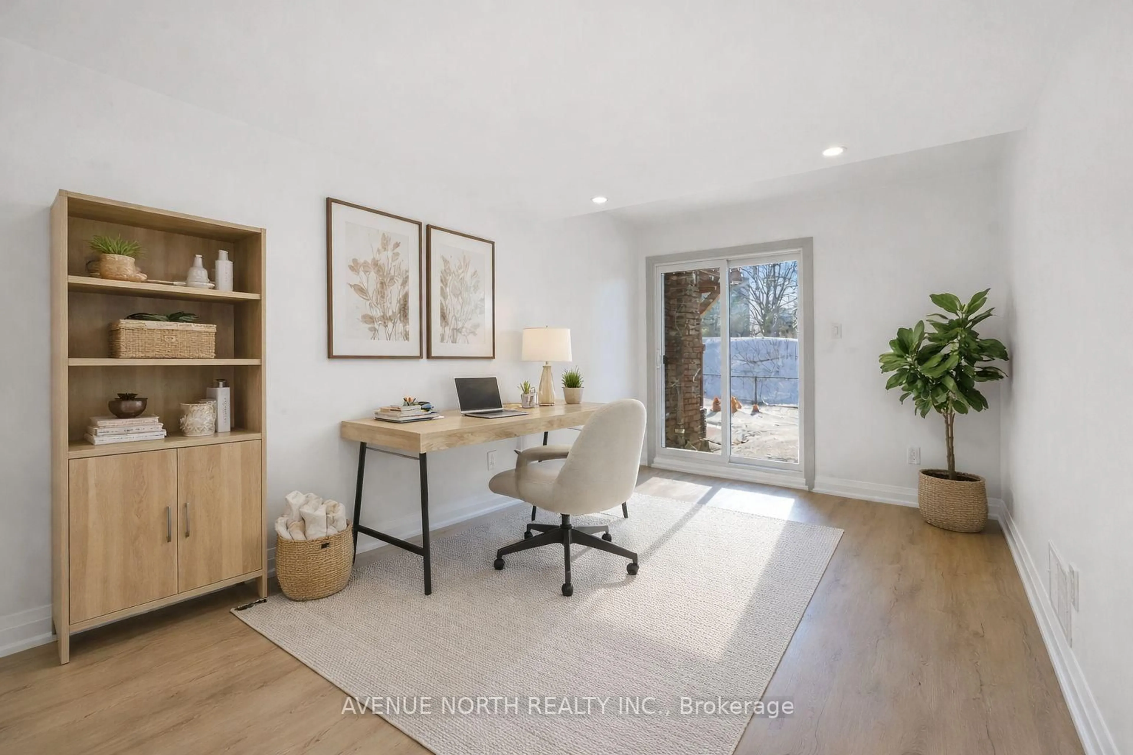 A pic of a room for 4 Marielle Crt, Ottawa Ontario K2B 8P4