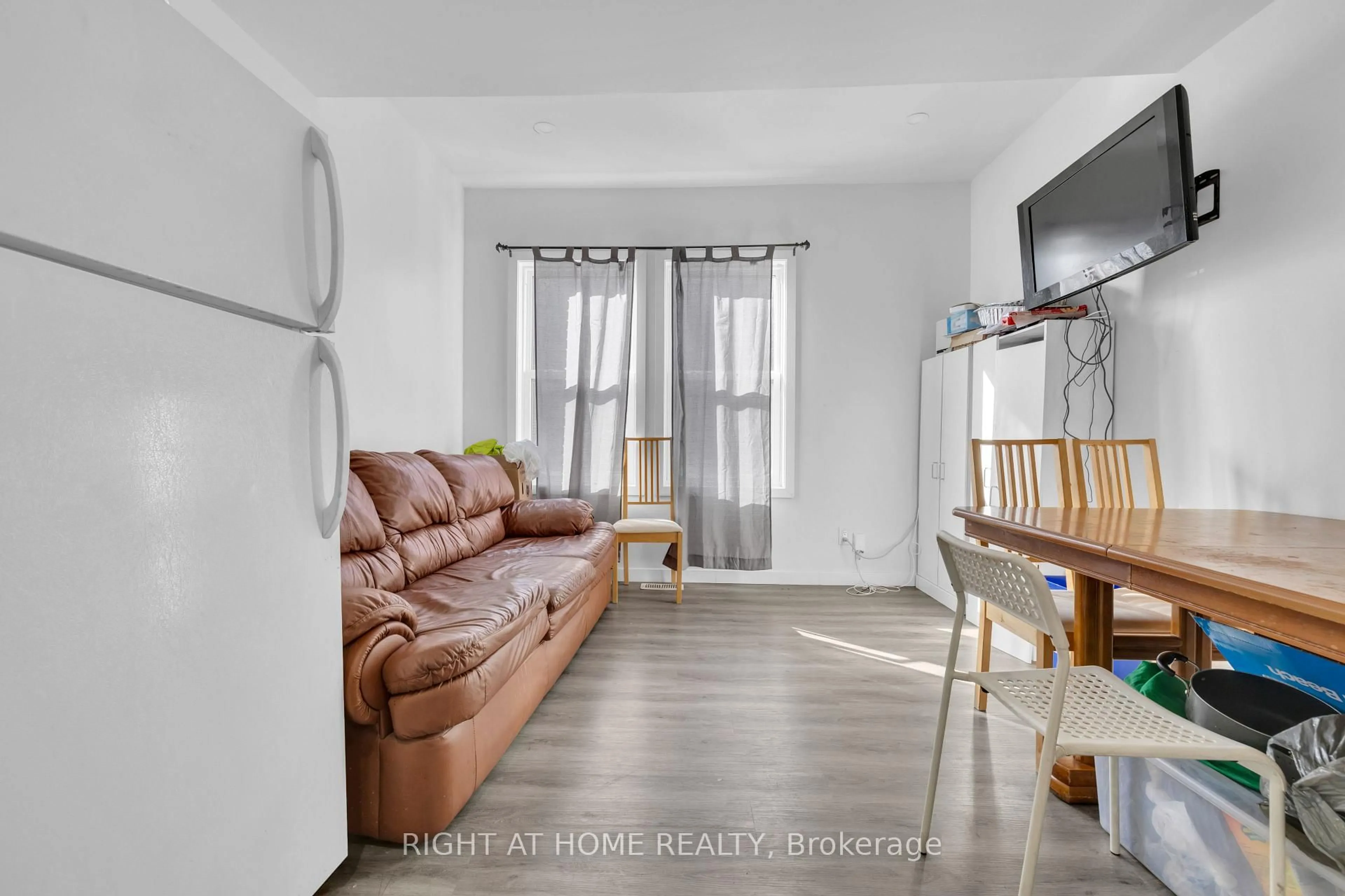 Living room with furniture, unknown for 539 Campbell Ave, Windsor Ontario N9B 2H5