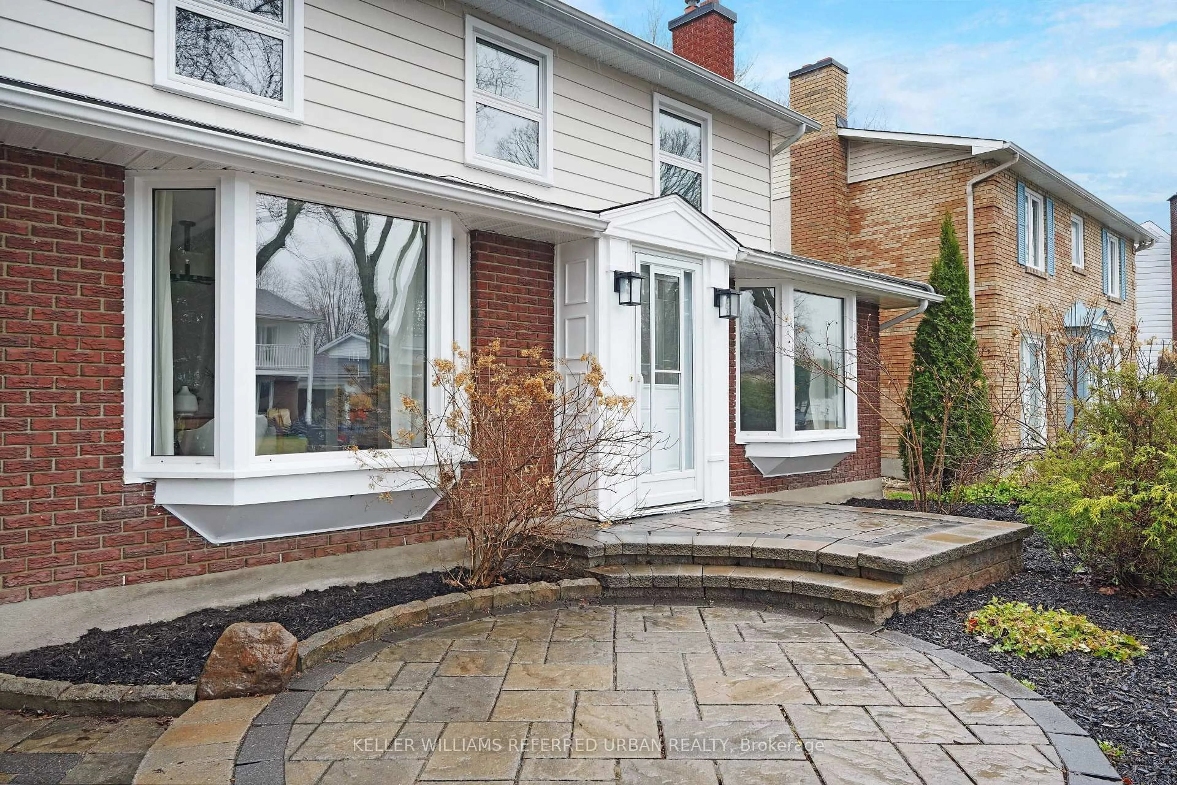 Home with brick exterior material, street for 682 Glenhurst Cres, Ottawa Ontario K1J 7B7