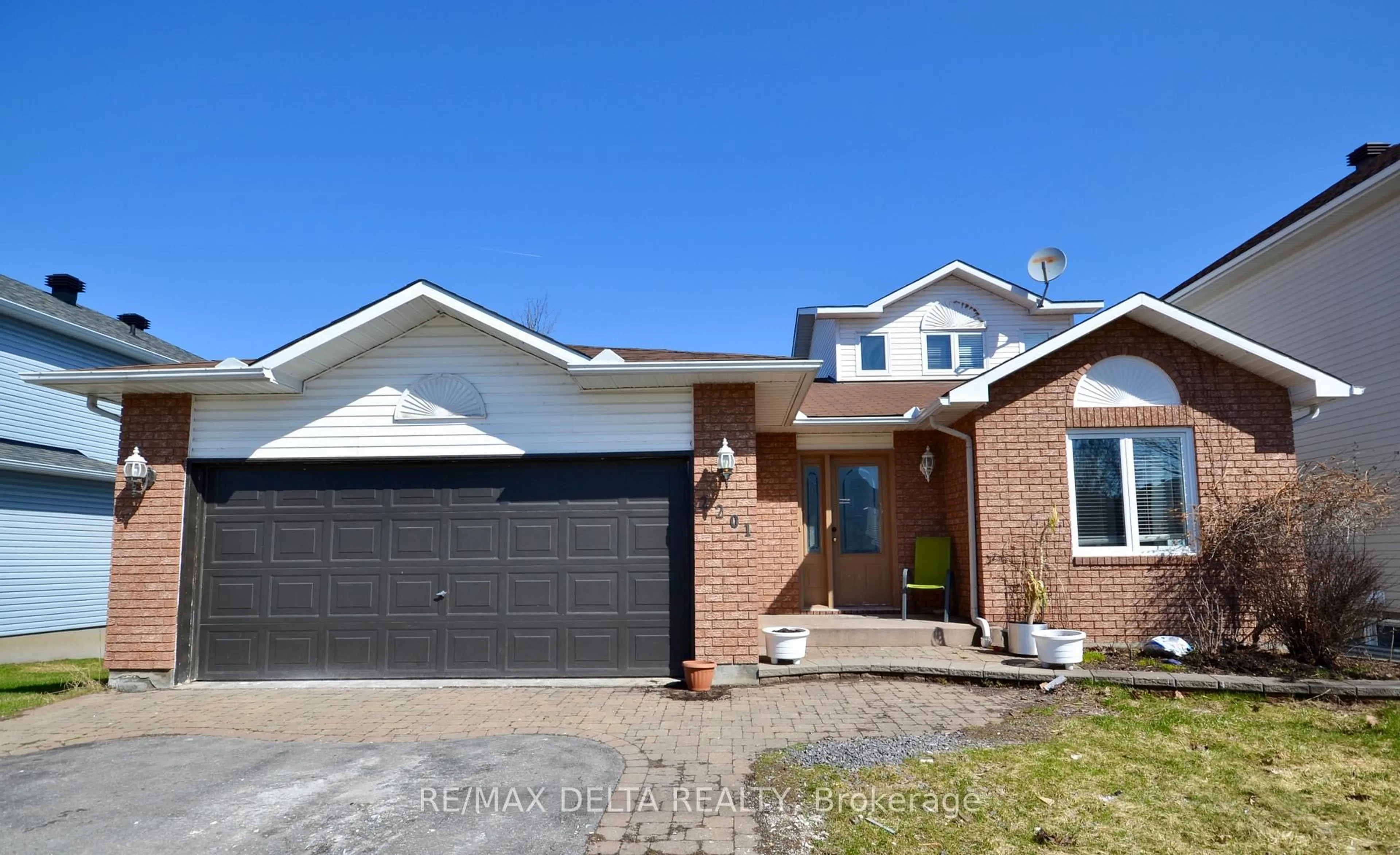 Home with brick exterior material, street for 2201 Cecile Cres, Clarence-Rockland Ontario K4K 1S4