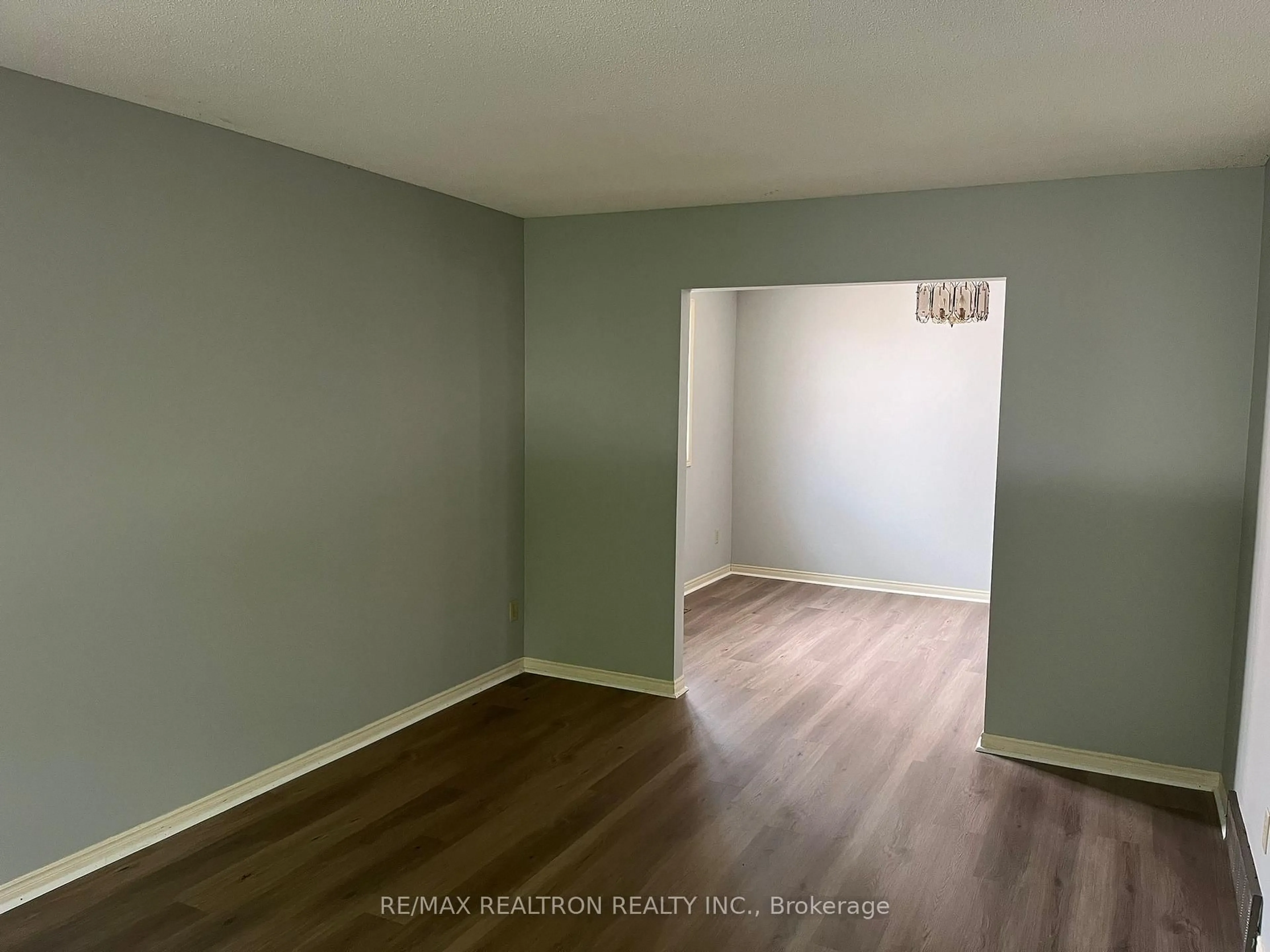 A pic of a room for 14 Brandy Lane Rd, London North Ontario N6G 4S3