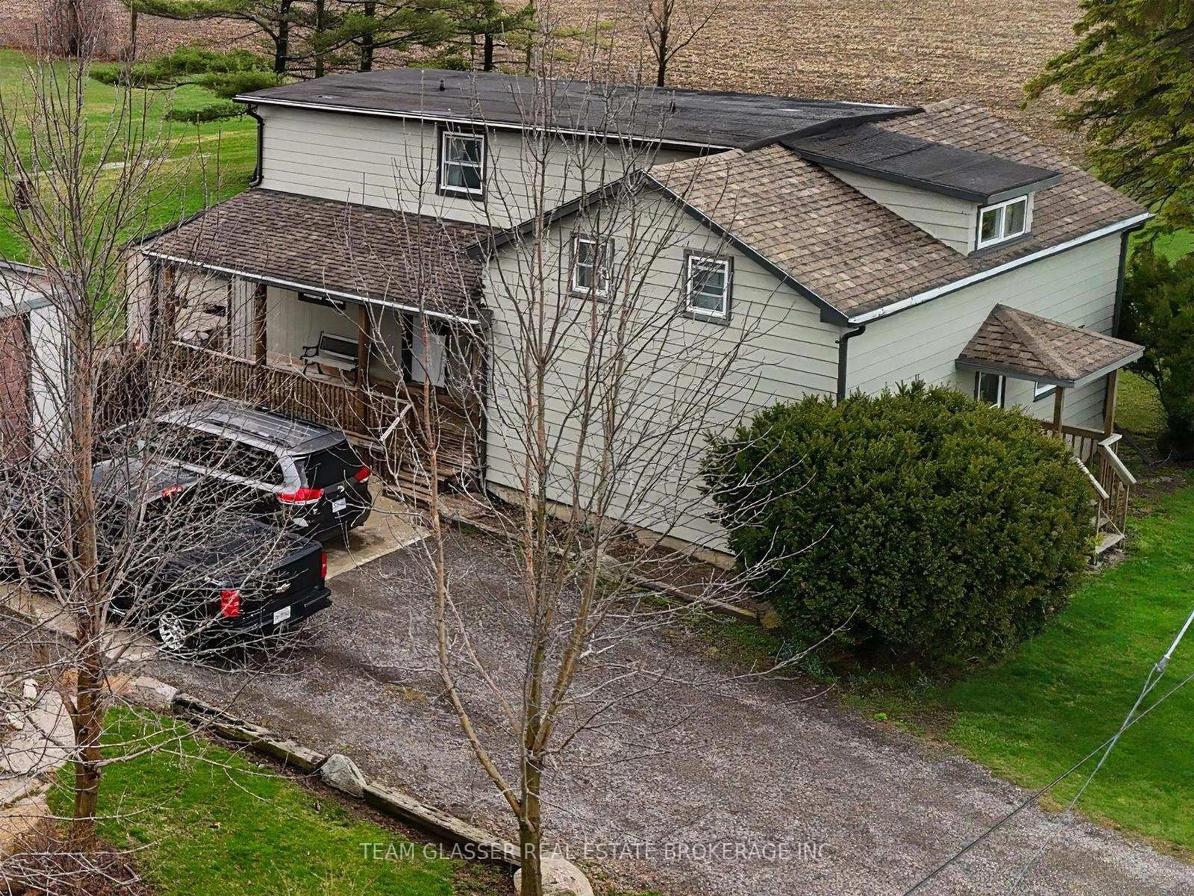 A pic from outside/outdoor area/front of a property/back of a property/a pic from drone, street for 53216 Nova Scotia Line, Malahide Ontario N0J 1T0