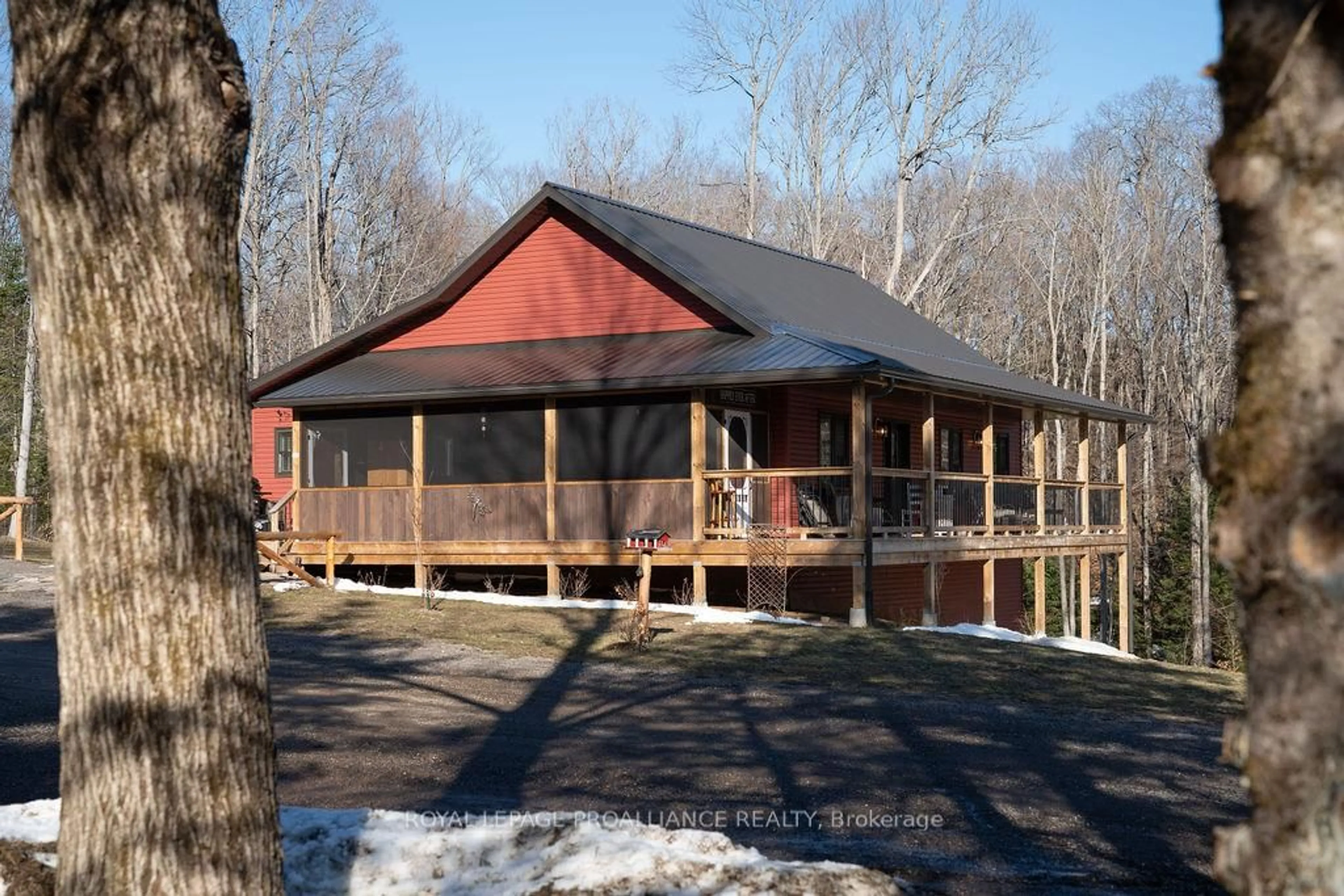 Home with vinyl exterior material, water/lake/river/ocean view for 3627 Letterkenny Rd, Killaloe Ontario K0J 2A0