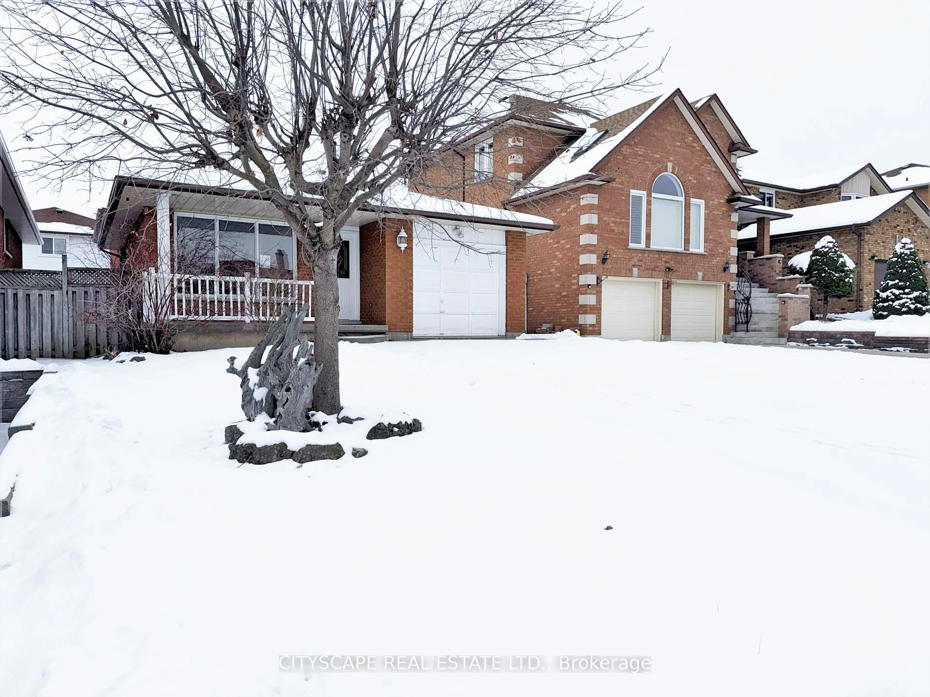 Unknown for 7 Quincy Crt, Hamilton Ontario L8W 2T4