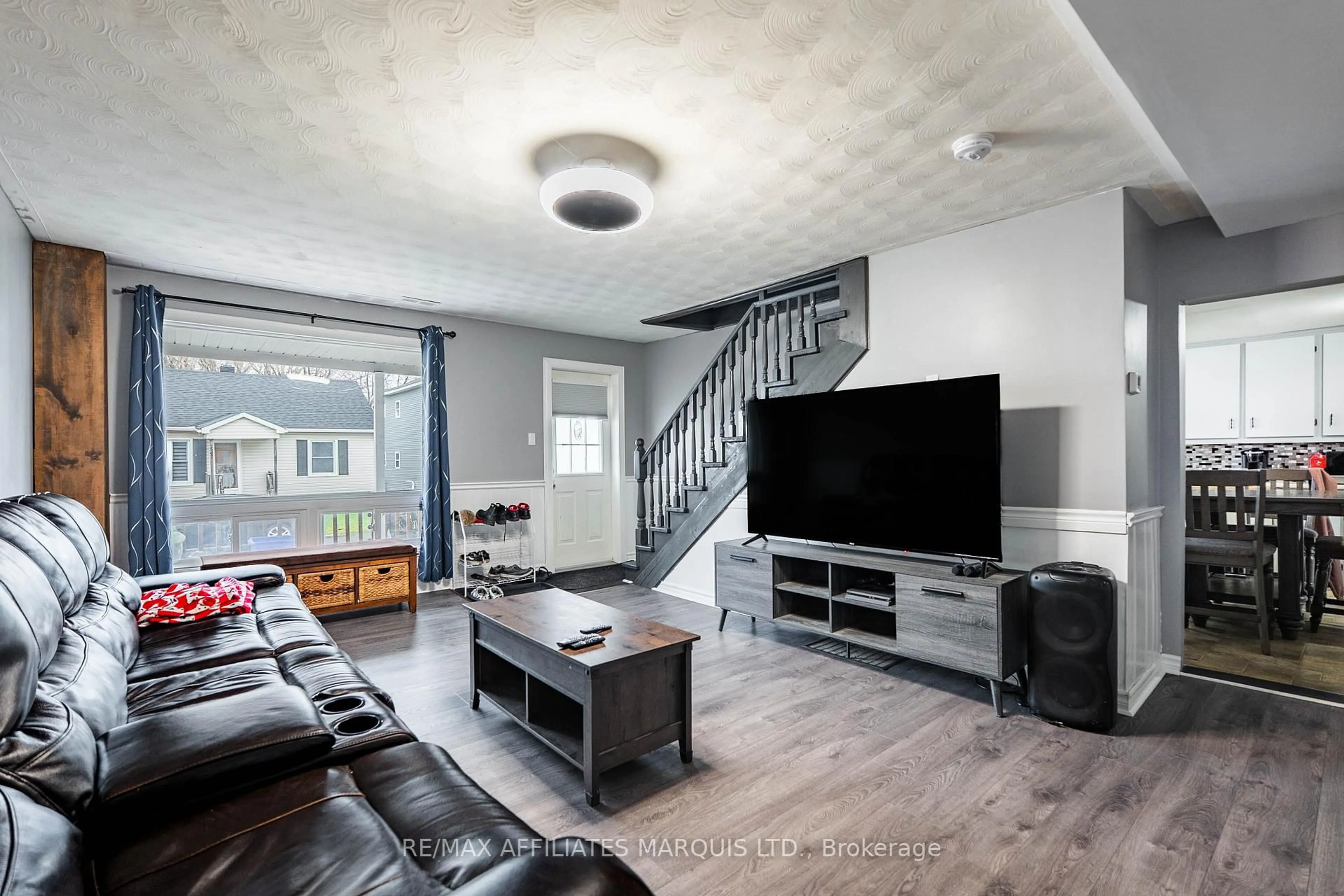 Home theater for 538 Bedford St, Cornwall Ontario K6J 4E1