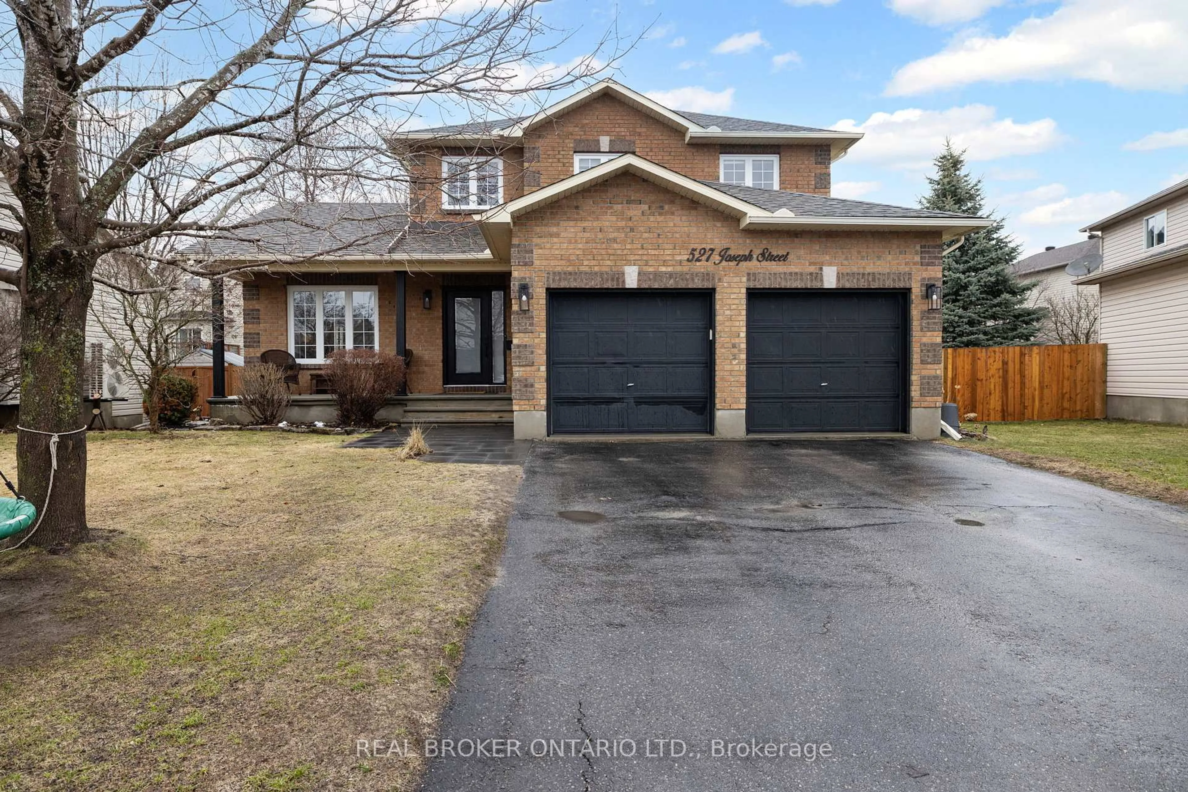 Home with brick exterior material, street for 527 Joseph St, Carleton Place Ontario K7C 4T9