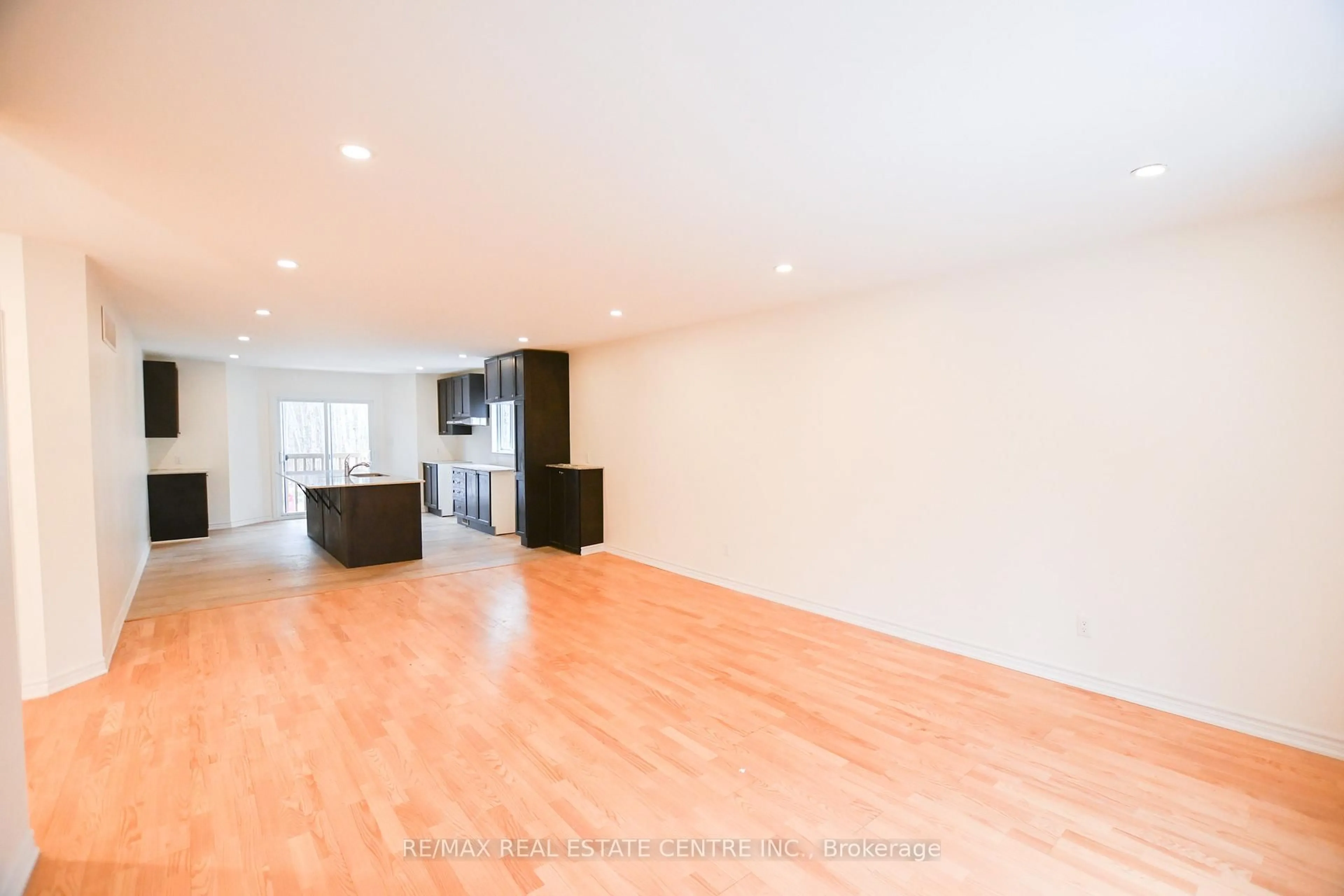 Unknown for 1078 South Kahshe Lake Rd, Gravenhurst Ontario P0E 1G0