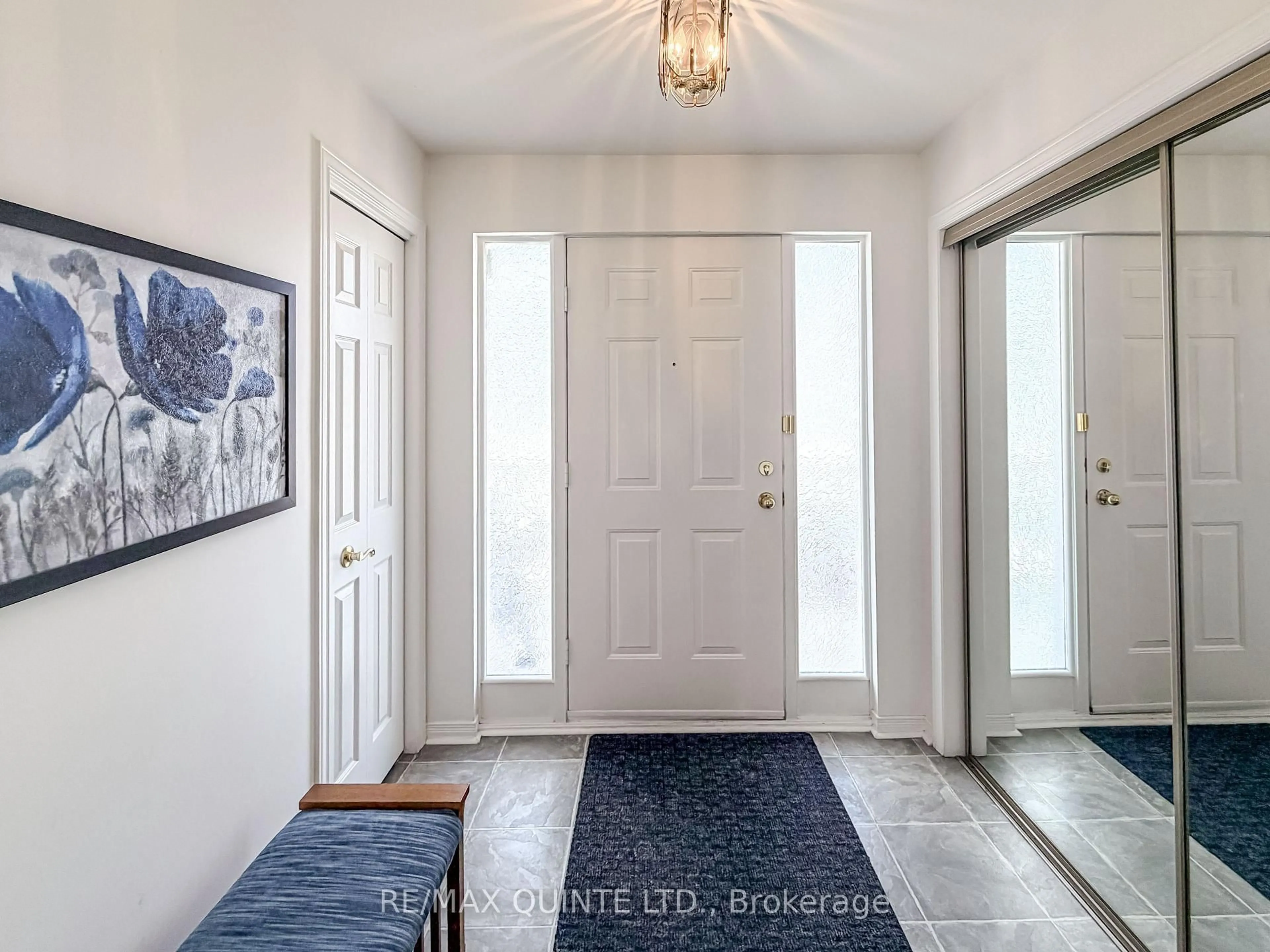 Indoor entryway for 179 Herchimer Ave #10, Belleville Ontario K8N 4G7
