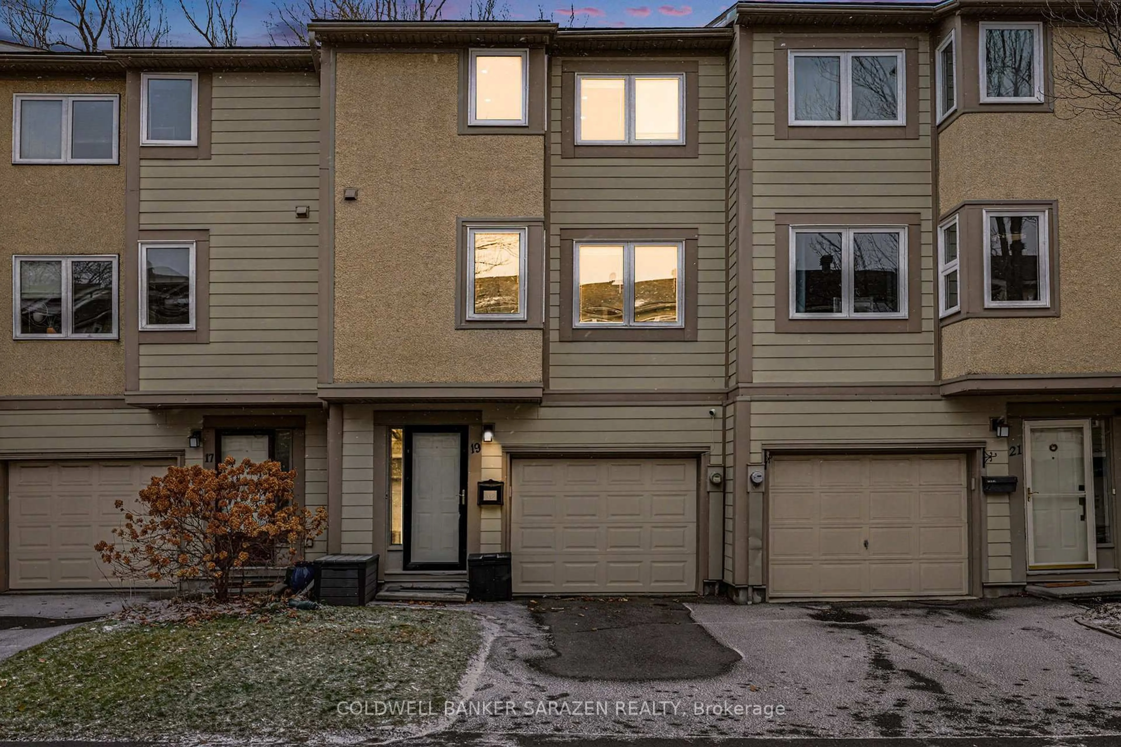 Unknown for 19 Peary Way, Ottawa Ontario K2L 1Z9