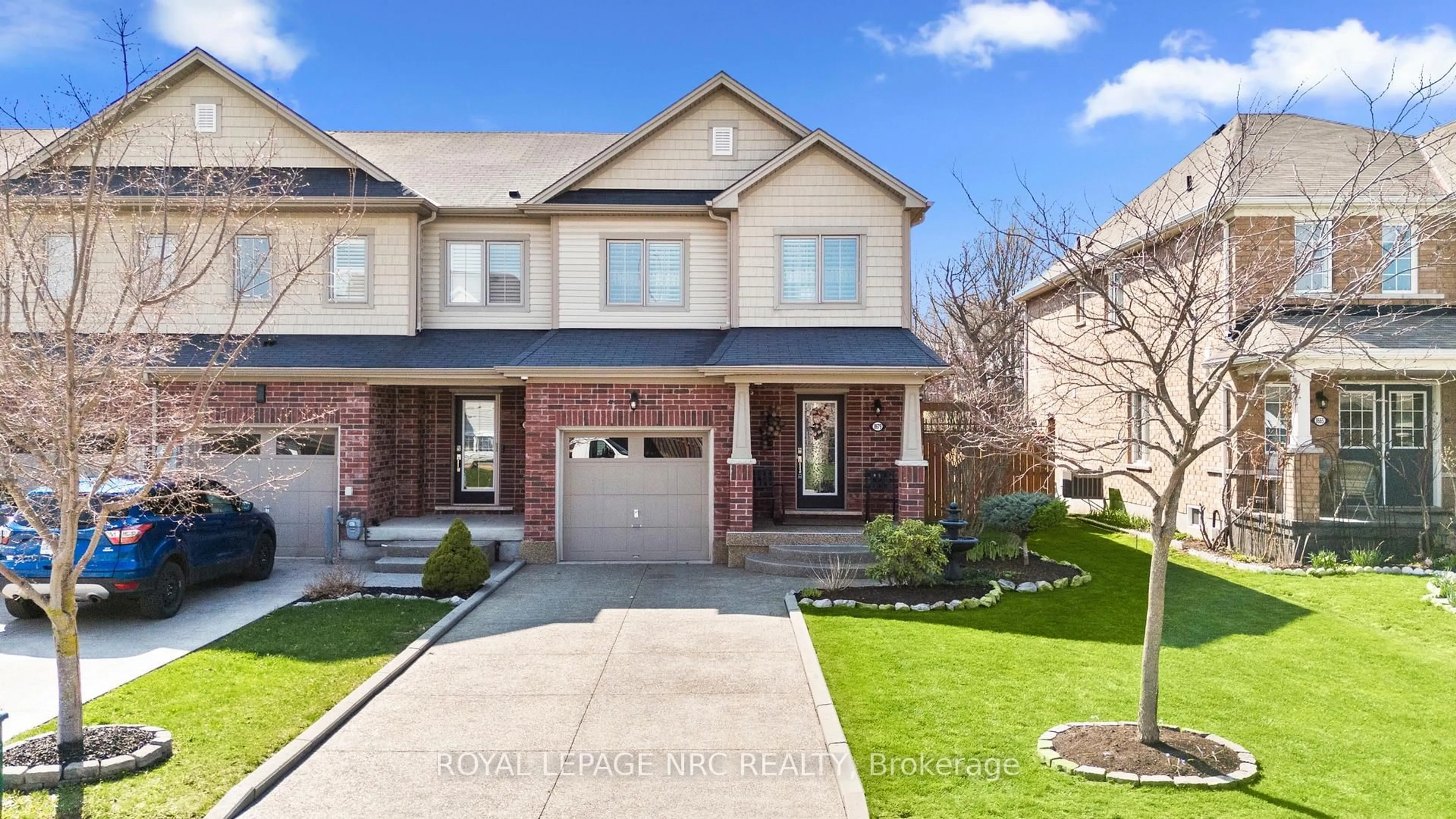 Home with brick exterior material, street for 8679 Dogwood Cres, Niagara Falls Ontario L2H 2Y6