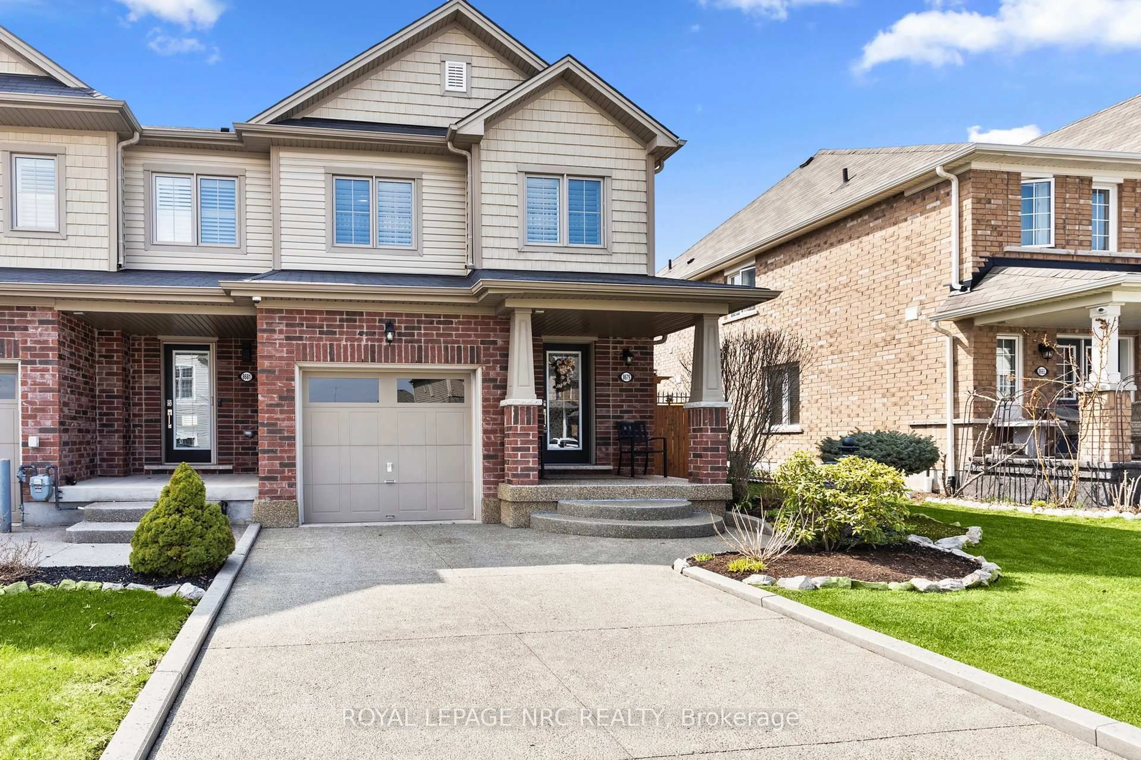 Home with brick exterior material, street for 8679 Dogwood Cres, Niagara Falls Ontario L2H 2Y6