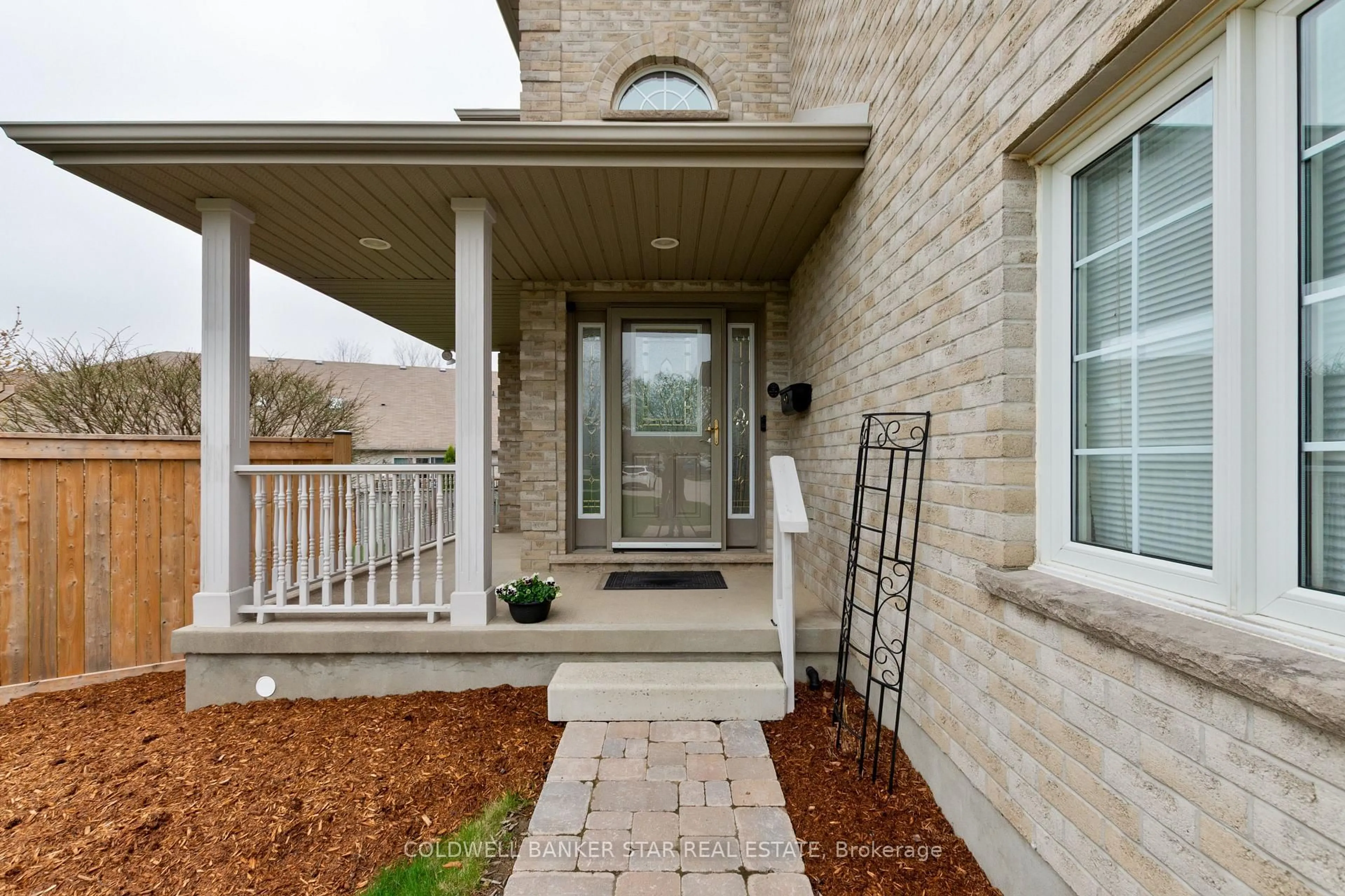 Unknown for 17 WINDEMERE Pl, St. Thomas Ontario N5R 6H3