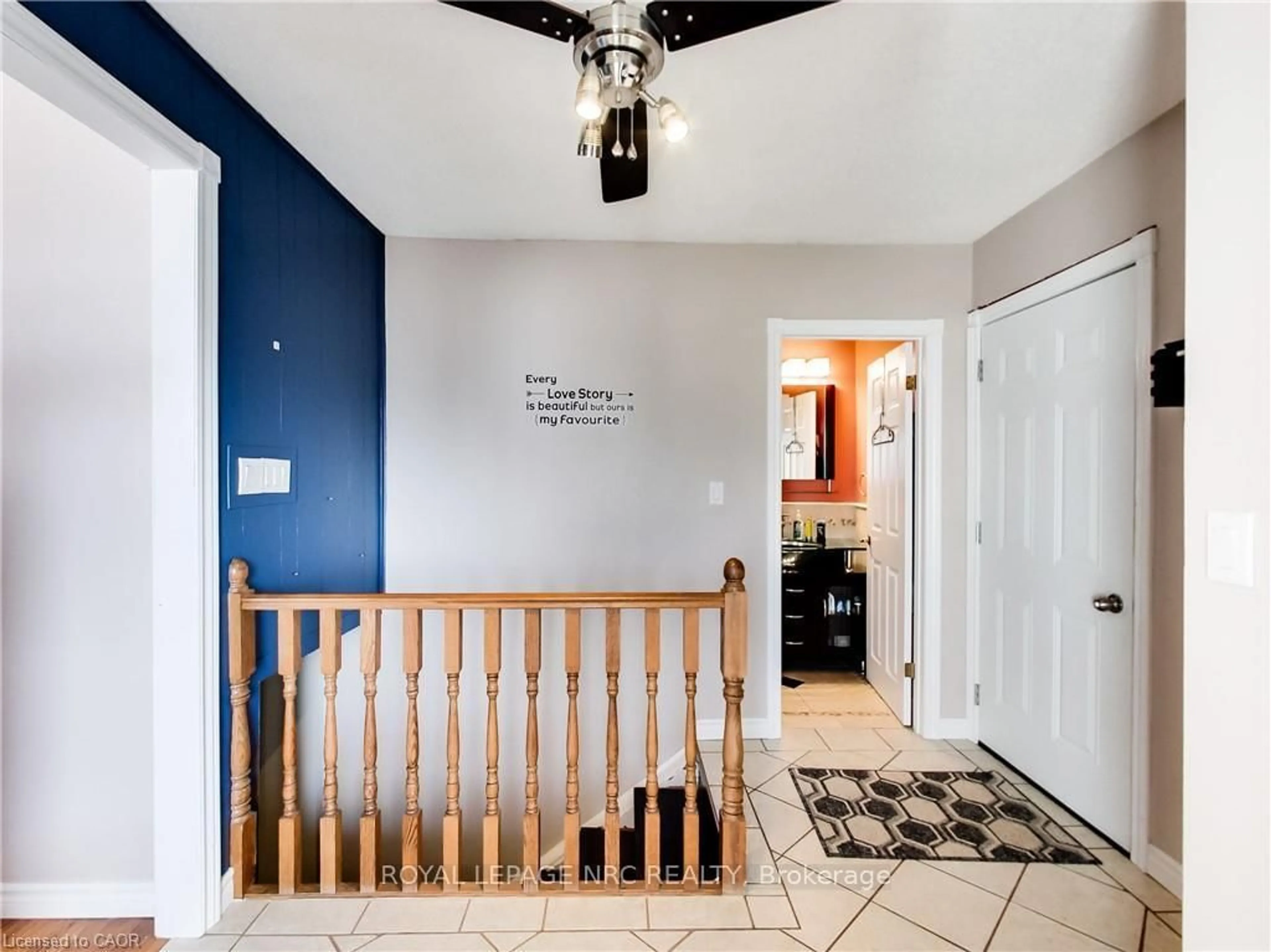 Indoor entryway for 9183 Silver St, West Lincoln Ontario L0R 1E0