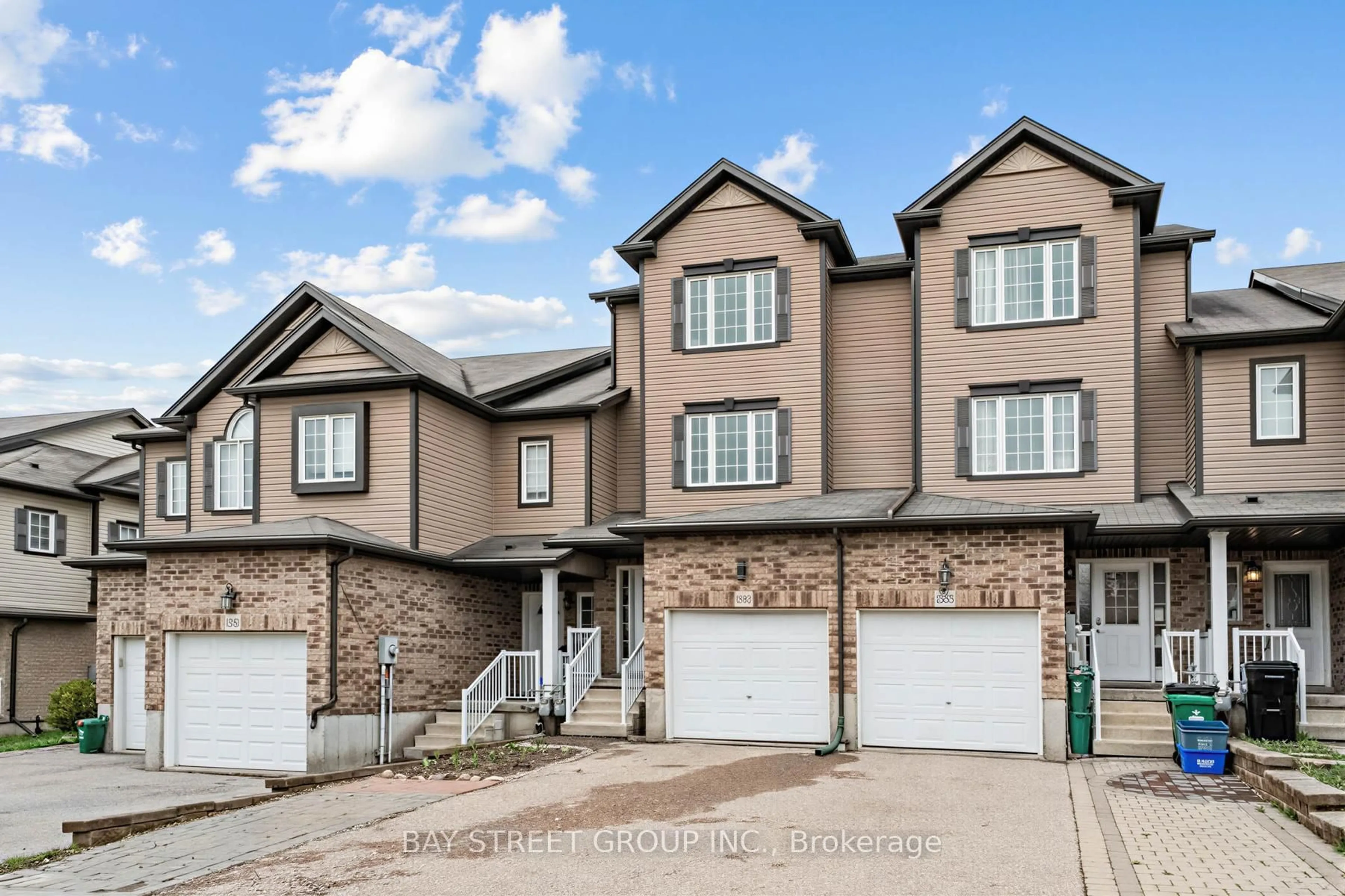 Unknown for 1383 COUNTRYSTONE Dr, Kitchener Ontario N2T 2Z6