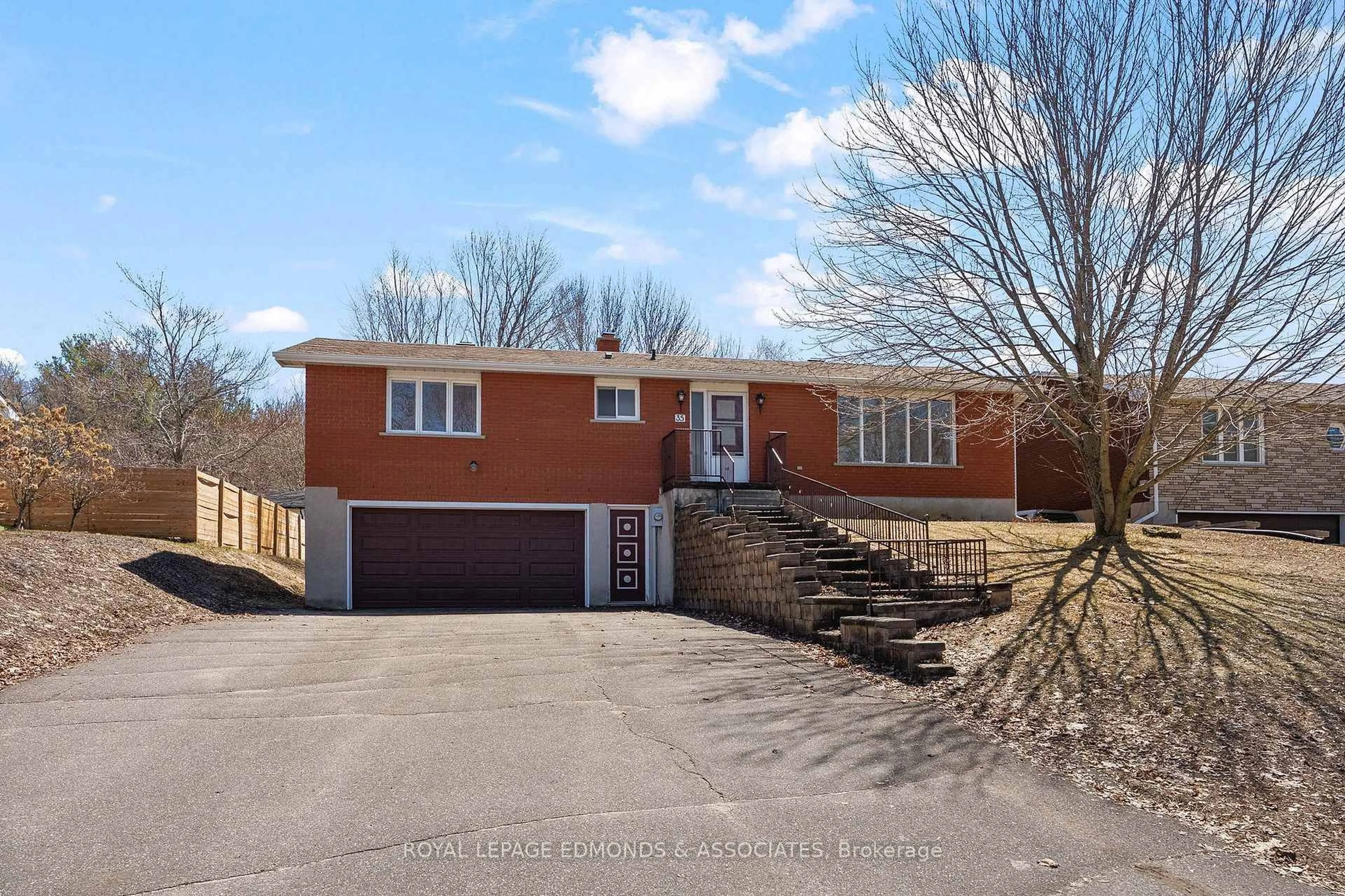 Unknown for 35 Harris Cres, Beachburg Ontario K0J 1C0