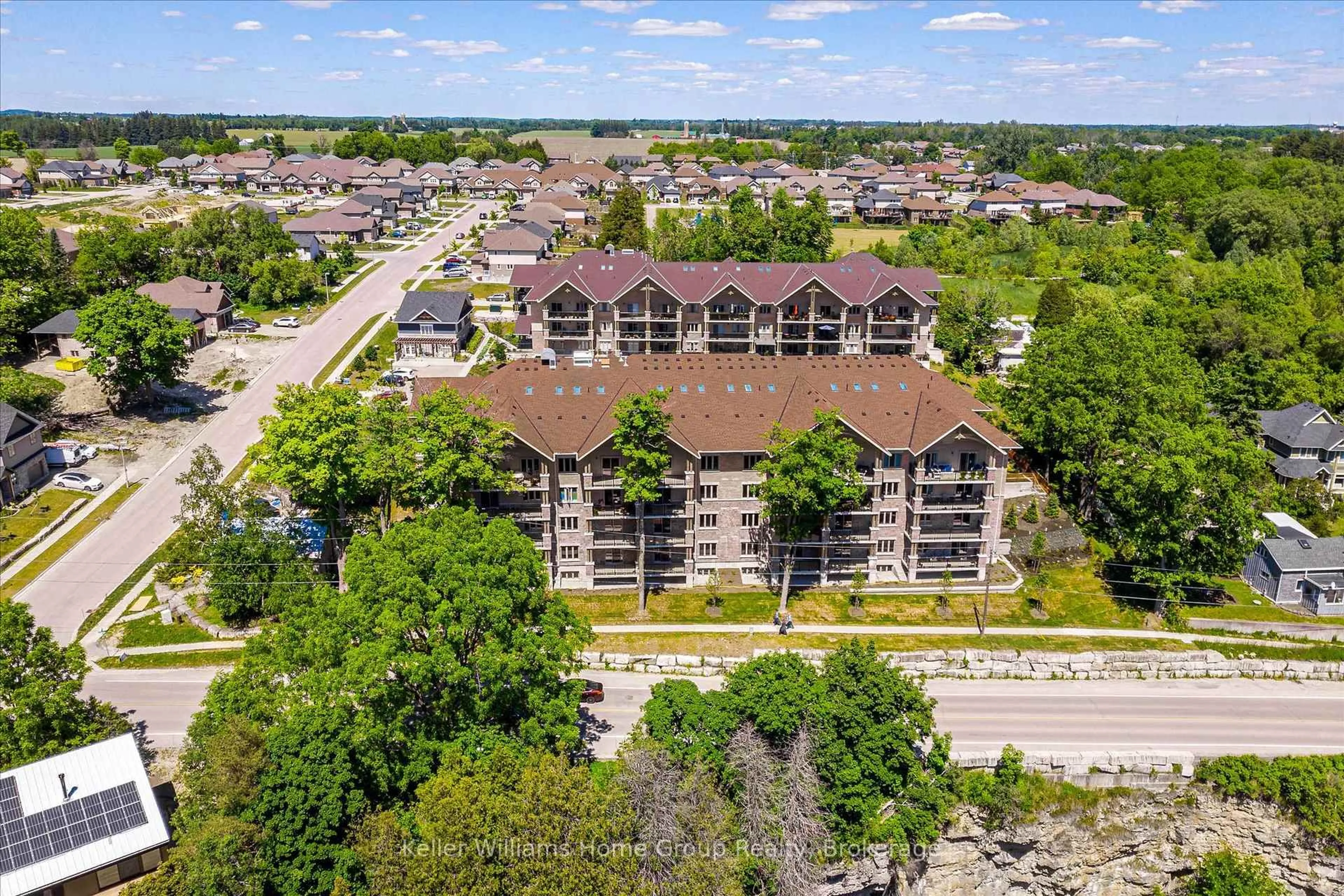 A pic from outside/outdoor area/front of a property/back of a property/a pic from drone, unknown for 19 Stumpf St #201, Centre Wellington Ontario N0B 1S0