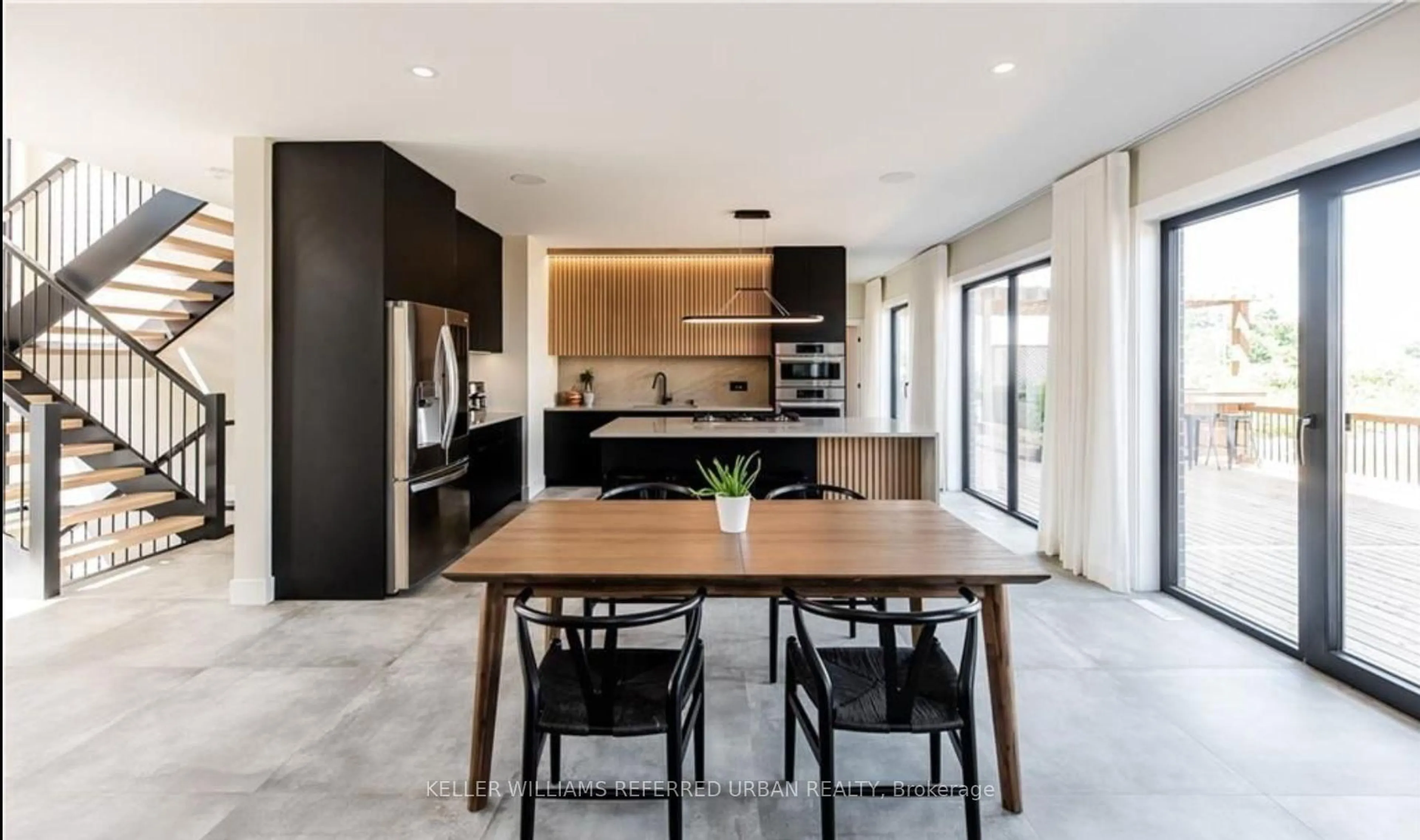 Contemporary kitchen, ceramic/tile floor for 3442 Silverleaf Chse, London South Ontario N6P 0G8