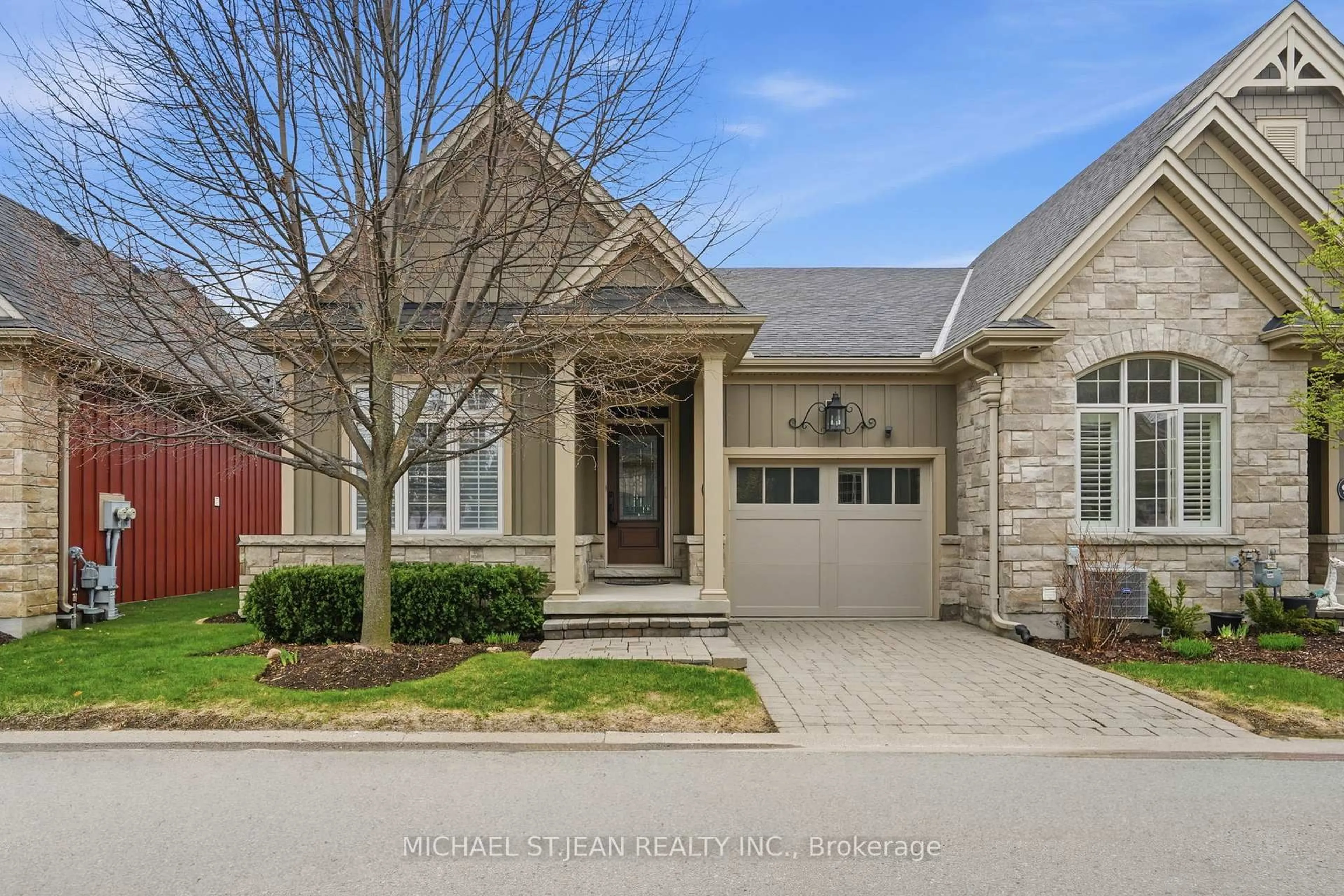 Home with brick exterior material, street for 215 Vansickle Rd #8, St. Catharines Ontario L2S 0E3