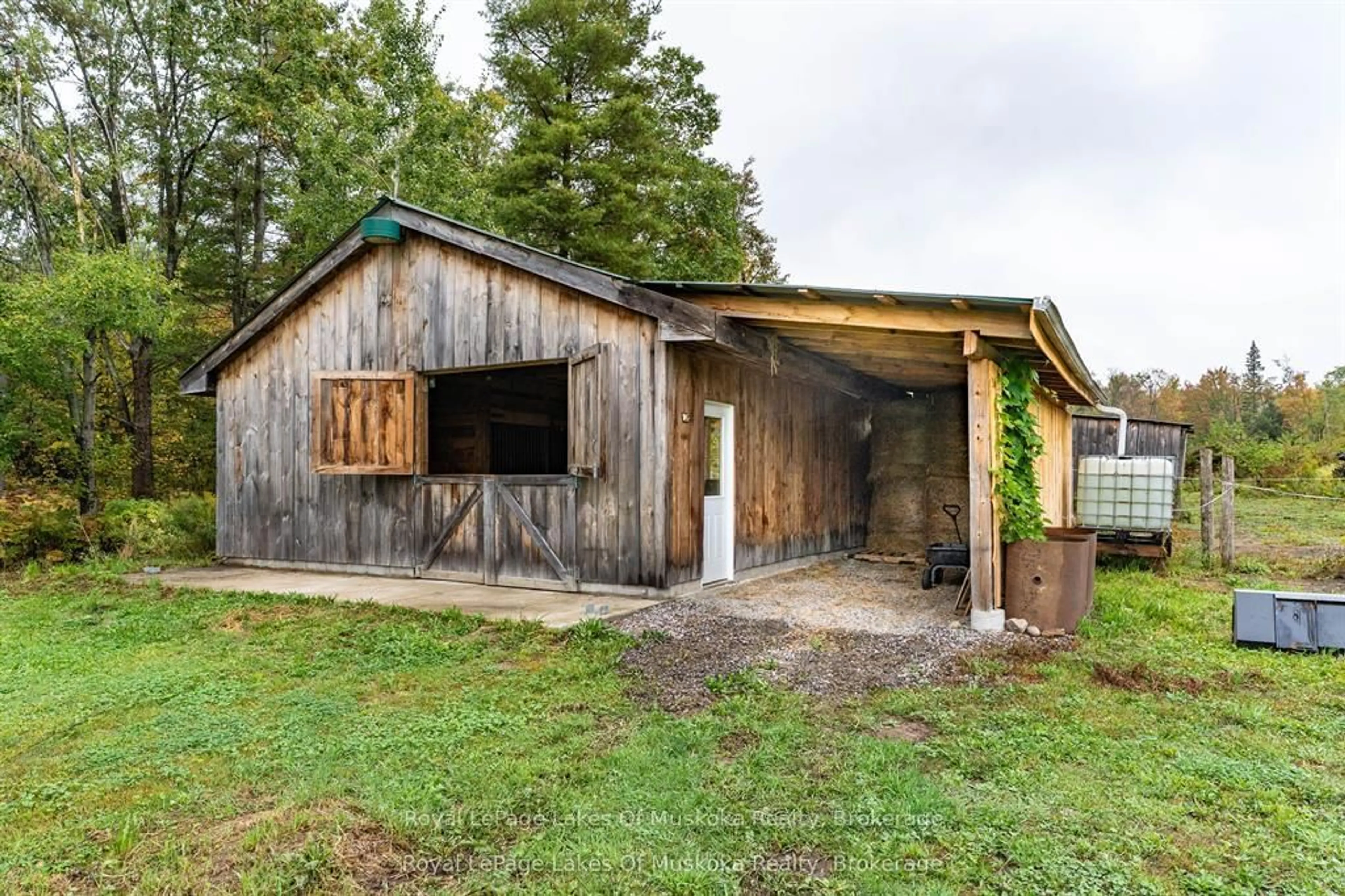 Shed for 1741 Doe Lake Rd, Gravenhurst Ontario P1P 1R3