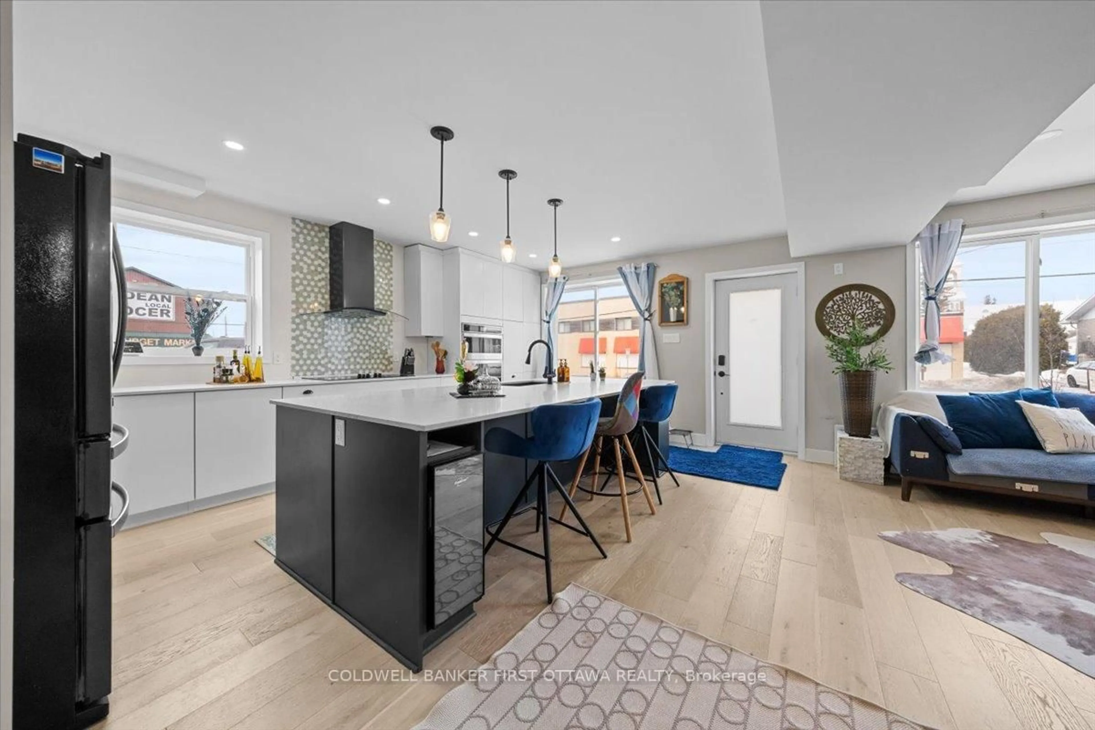 Open concept kitchen, ceramic/tile floor for 2234 Laval St, Clarence-Rockland Ontario K0A 1E0