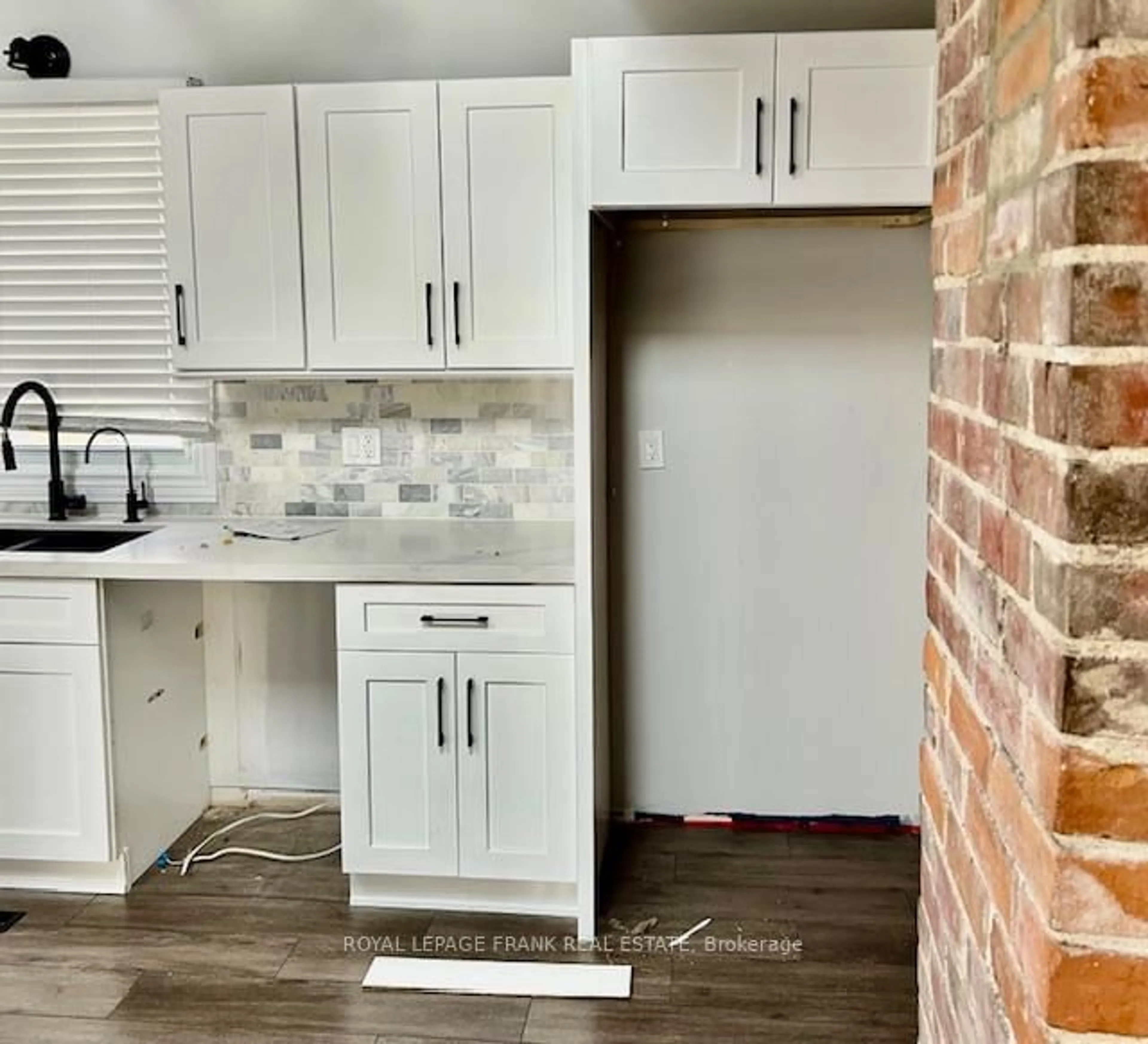 Open concept kitchen, unknown for 601 Rubidge St, Peterborough Ontario K9H 4E9