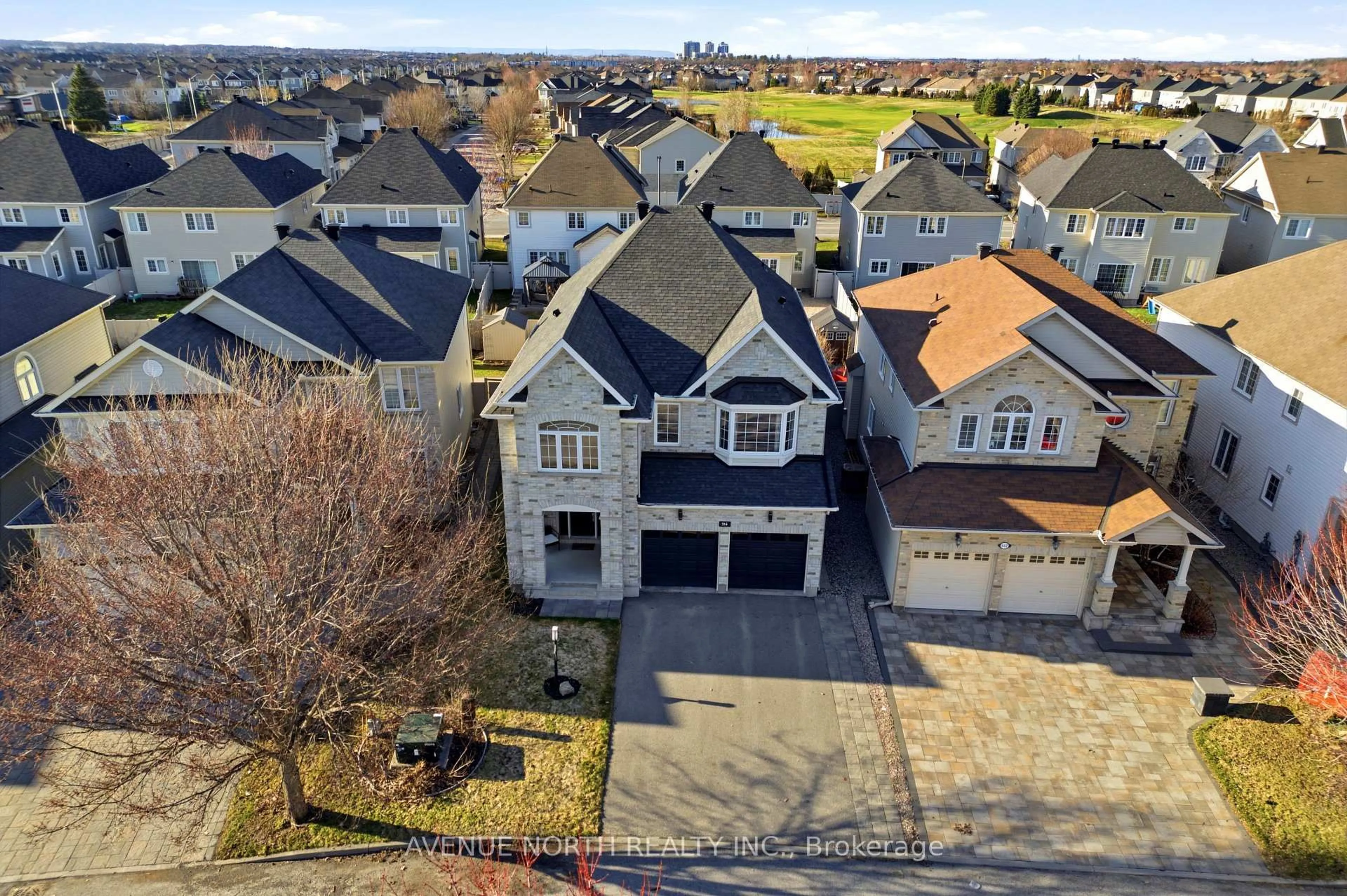 A pic from outside/outdoor area/front of a property/back of a property/a pic from drone, street for 514 Pinawa Circ, Ottawa Ontario K2J 5Y2