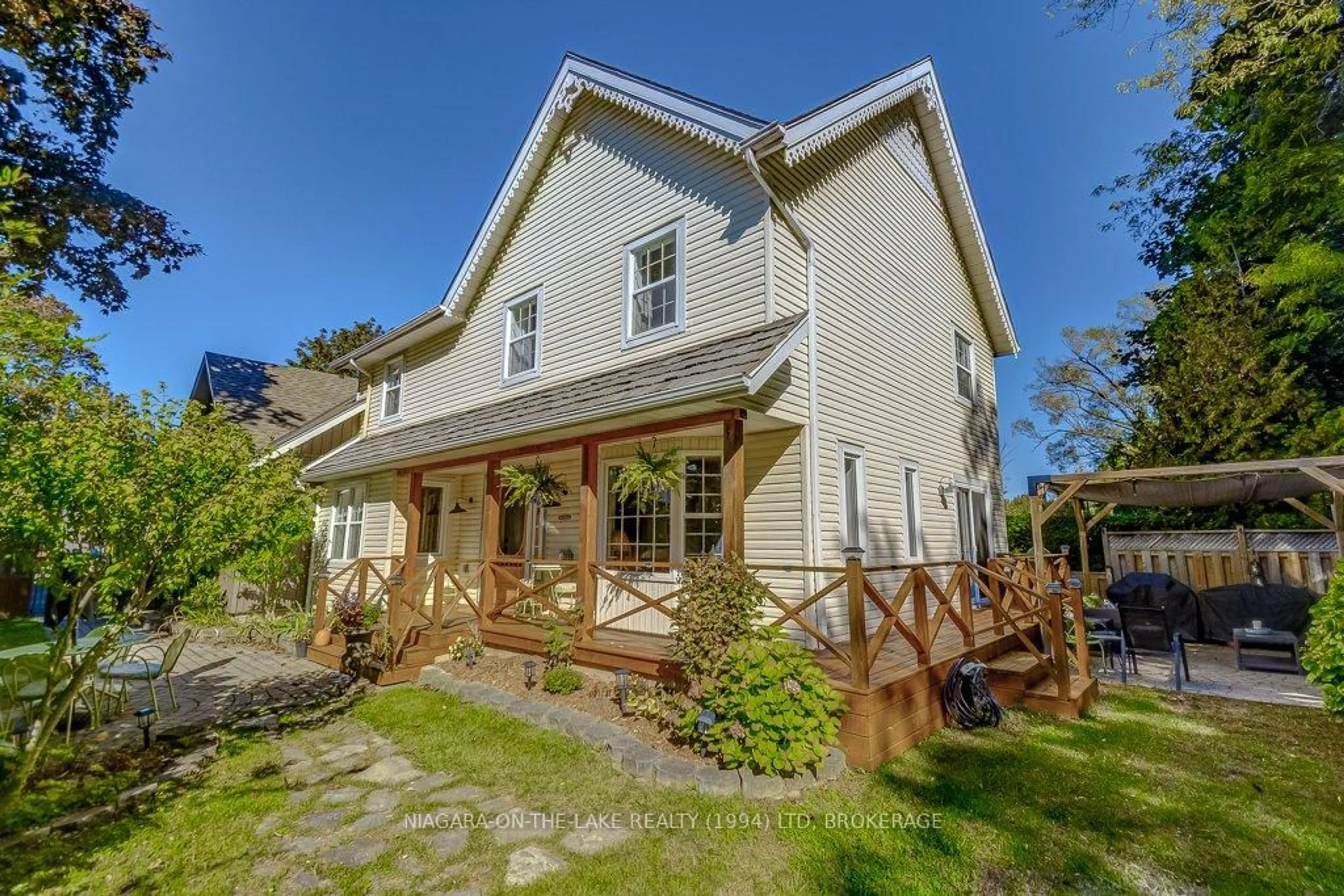 Unknown for 514 King St, Niagara-on-the-Lake Ontario L0S 1J0