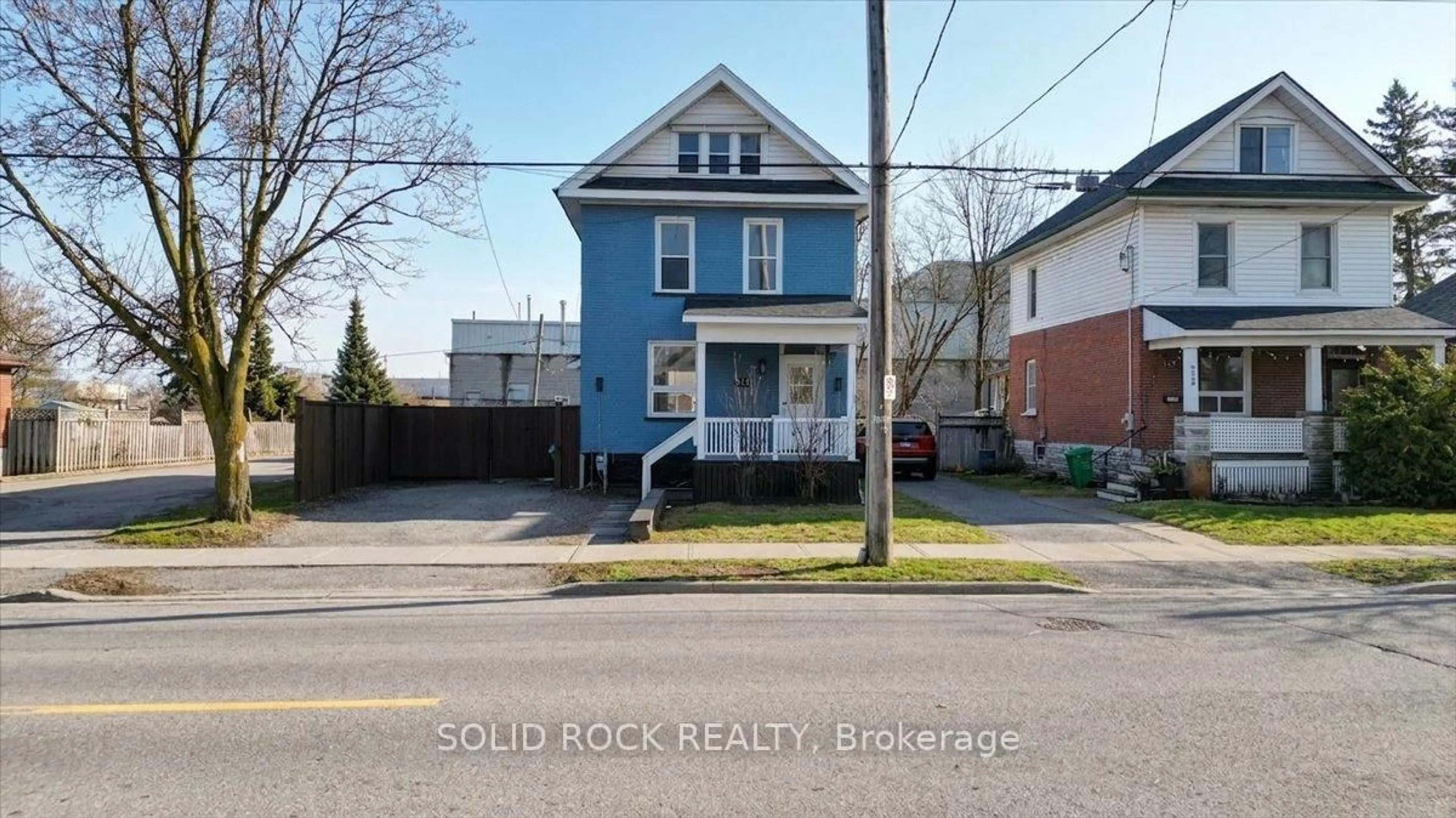 Home with brick exterior material, street for 513 Romaine St, Peterborough Ontario K9J 2C8