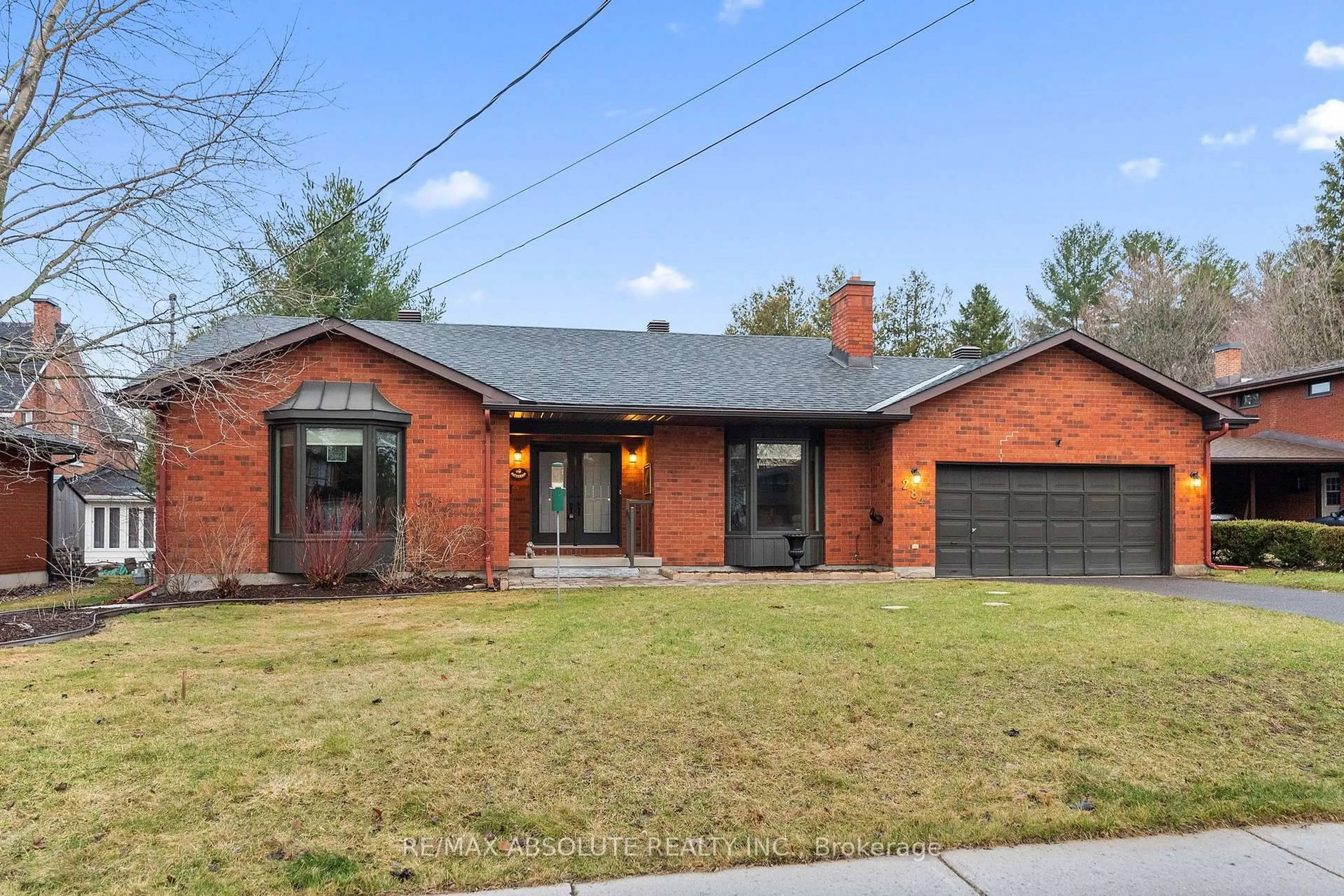 Home with brick exterior material, street for 284 Harrington St, Arnprior Ontario K7S 2V1