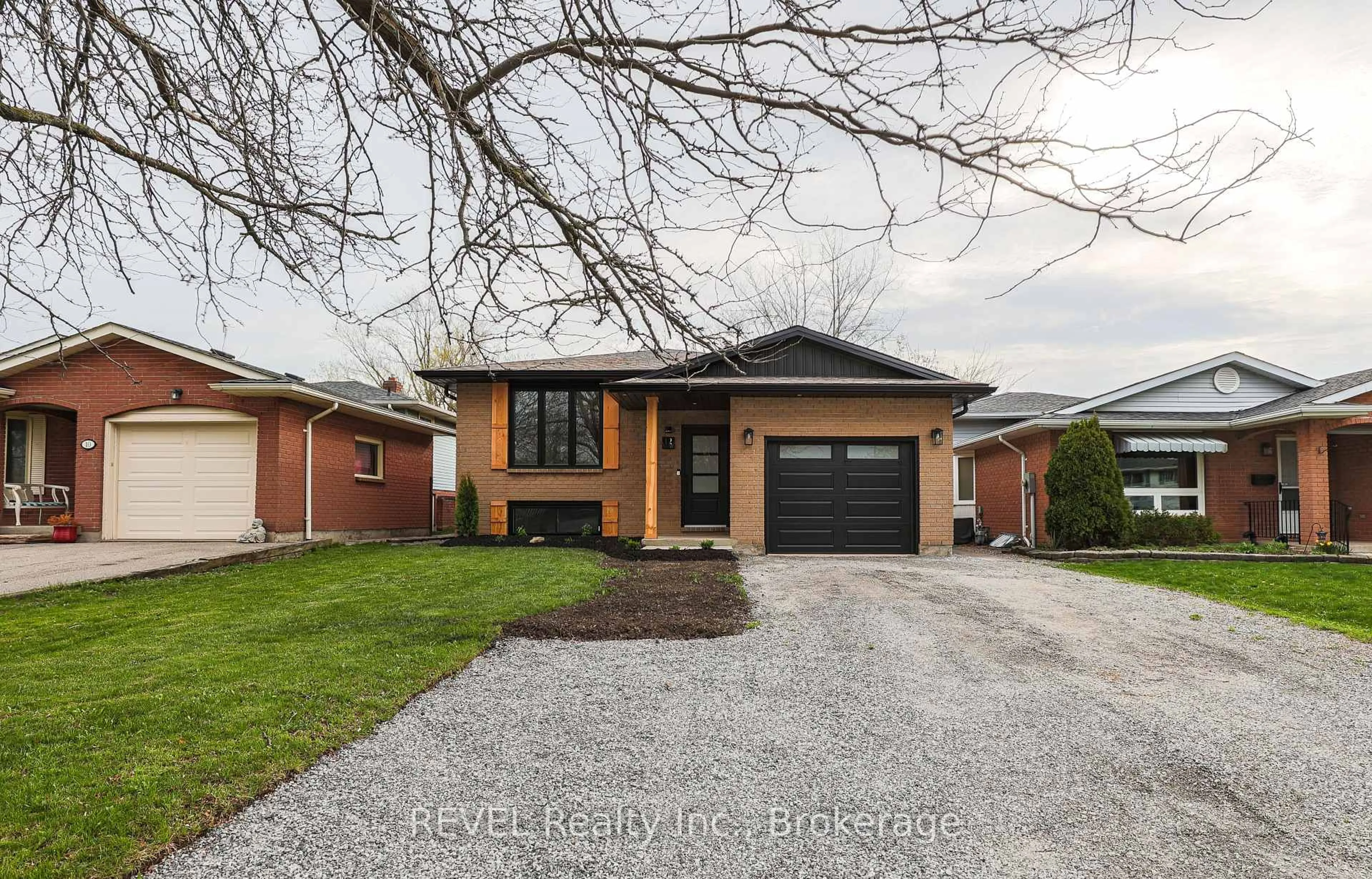 Home with brick exterior material, street for 12 Andrea Dr, St. Catharines Ontario L2S 3N7
