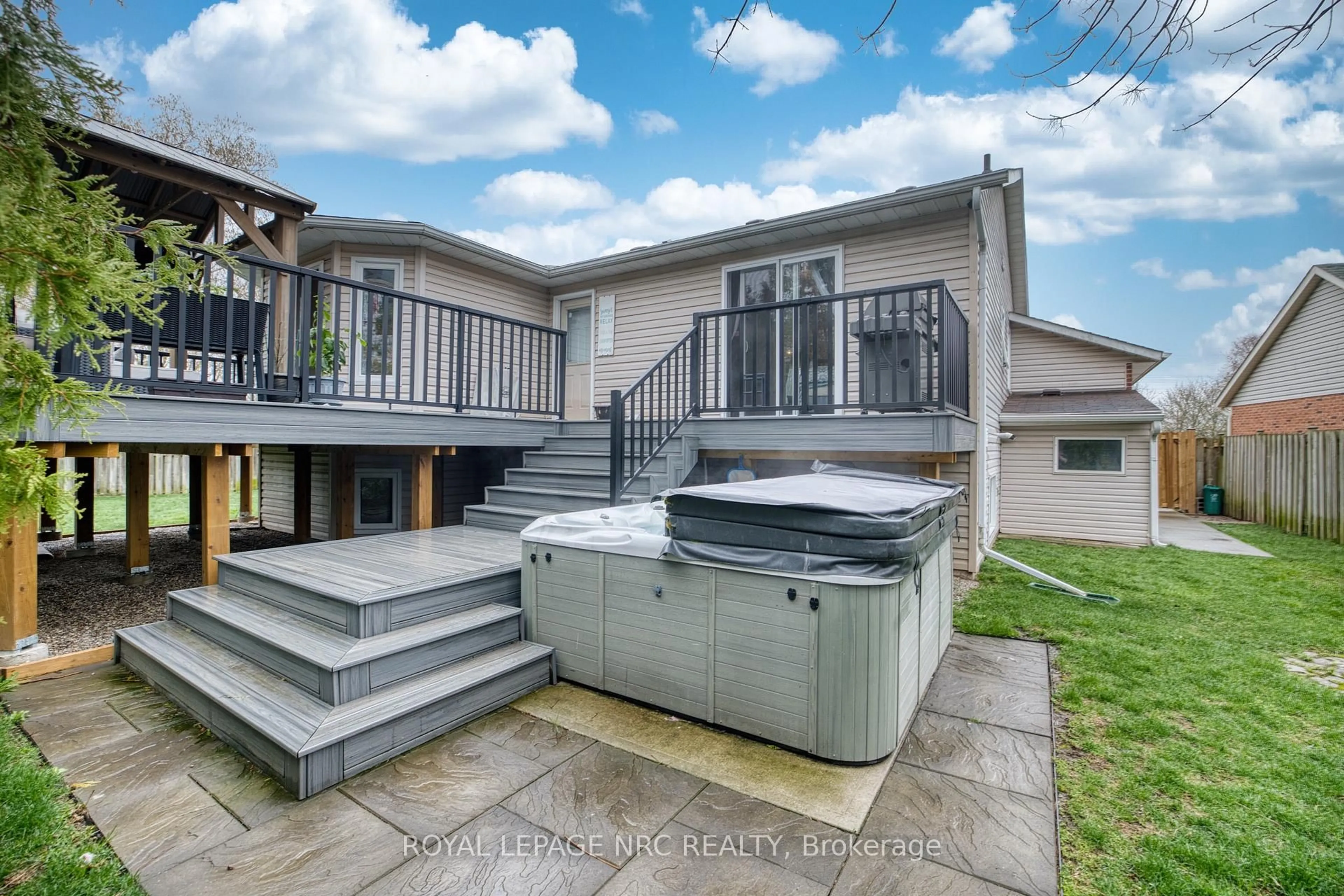 Unknown for 2343 JESSIE Cres, Niagara Falls Ontario L2J 4J7