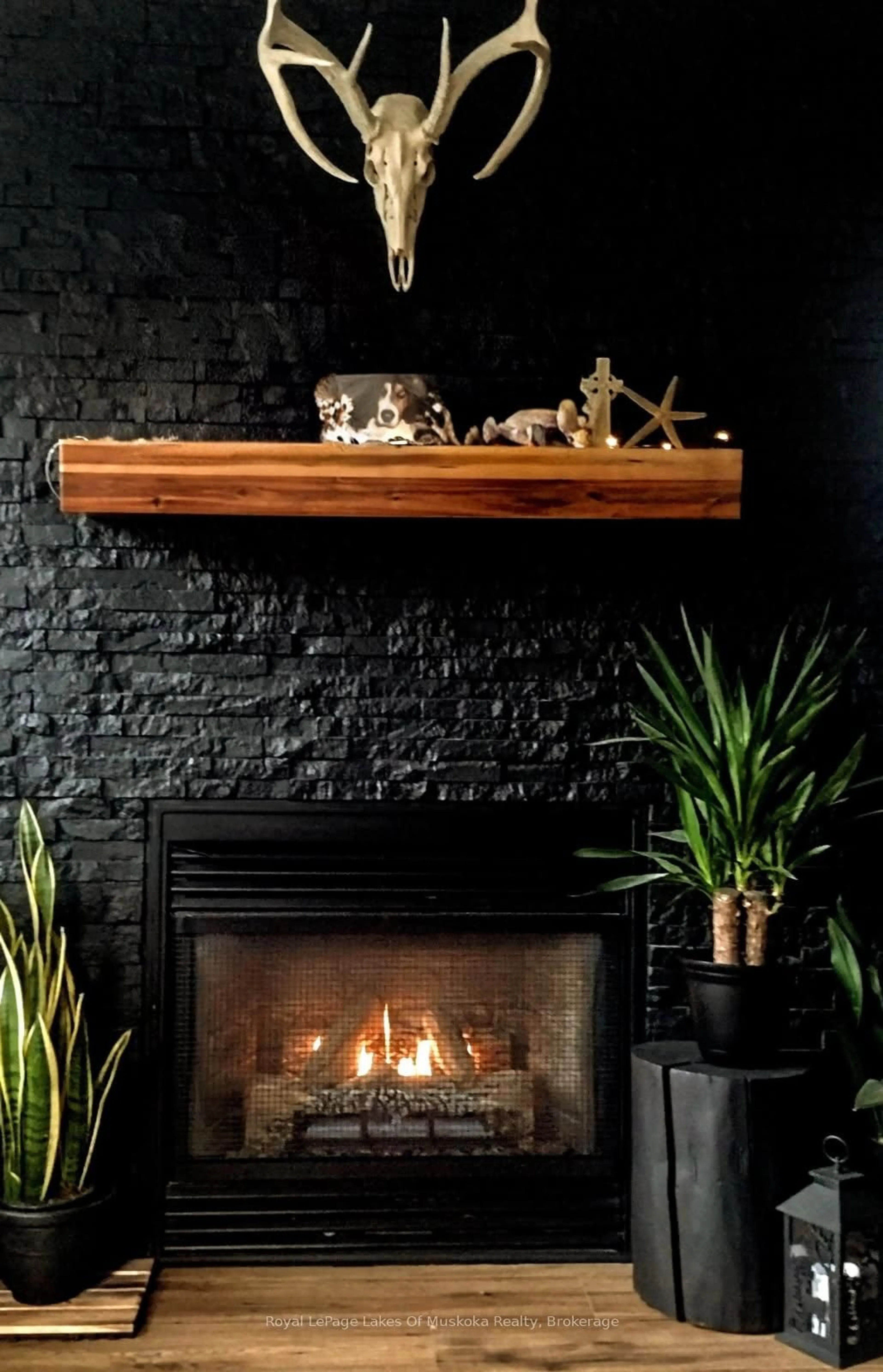 Unknown for 54 Summit DRIVE Dr #301, Huntsville Ontario P1H 2E8