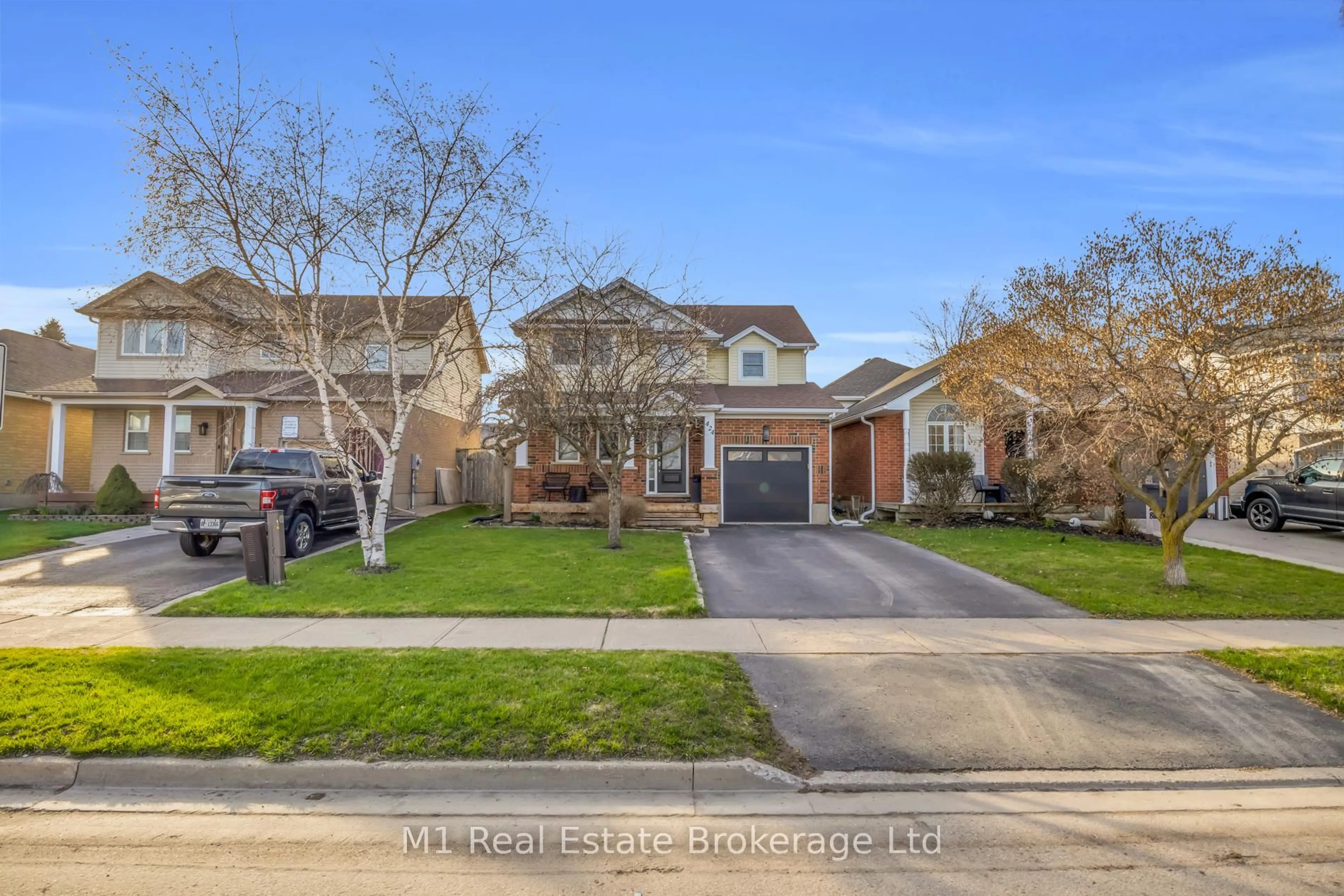 Unknown for 424 MILLBURN Blvd, Centre Wellington Ontario N1M 3R5