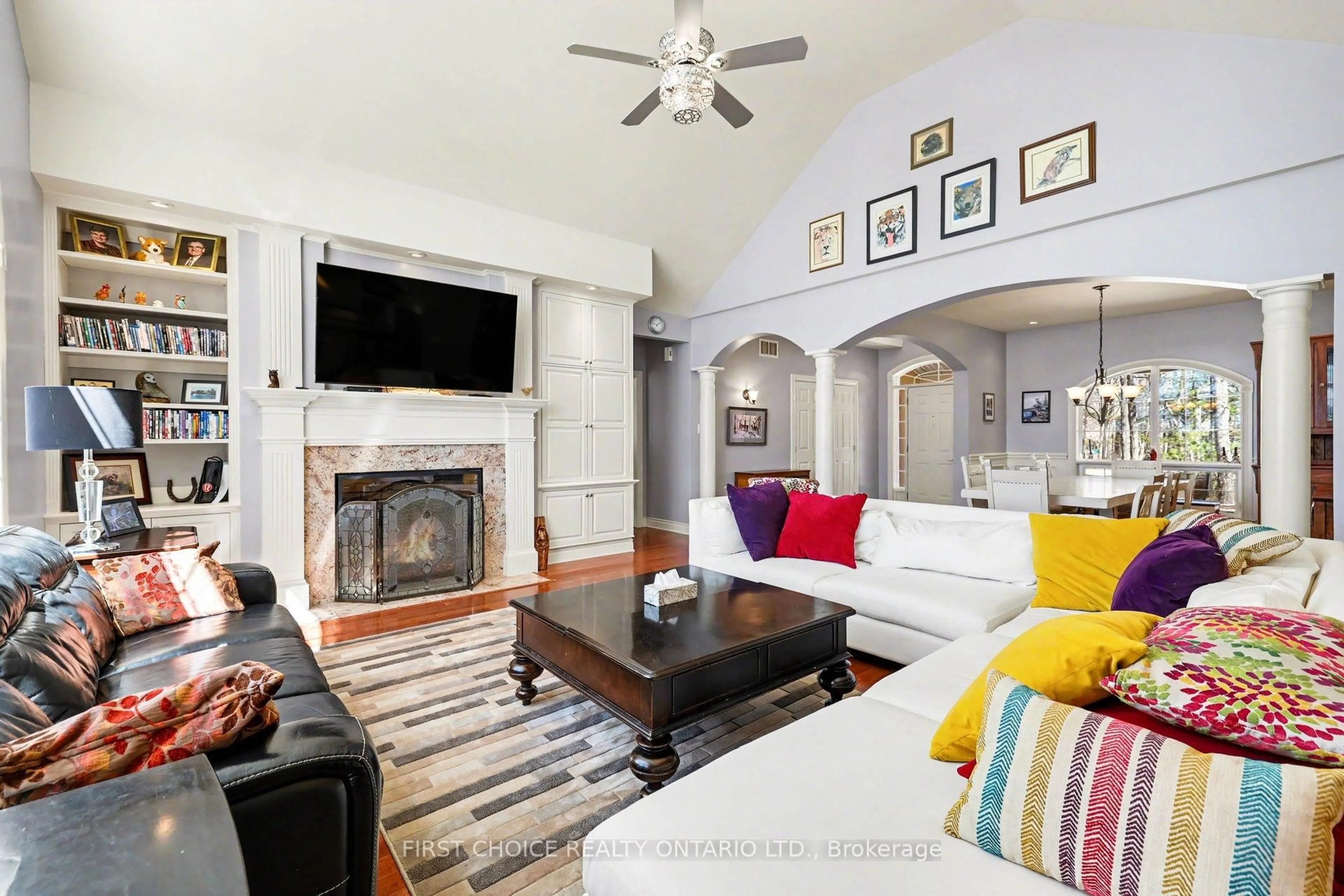 Living room with furniture, unknown for 4136 Armitage Ave, Ottawa Ontario K0A 1T0