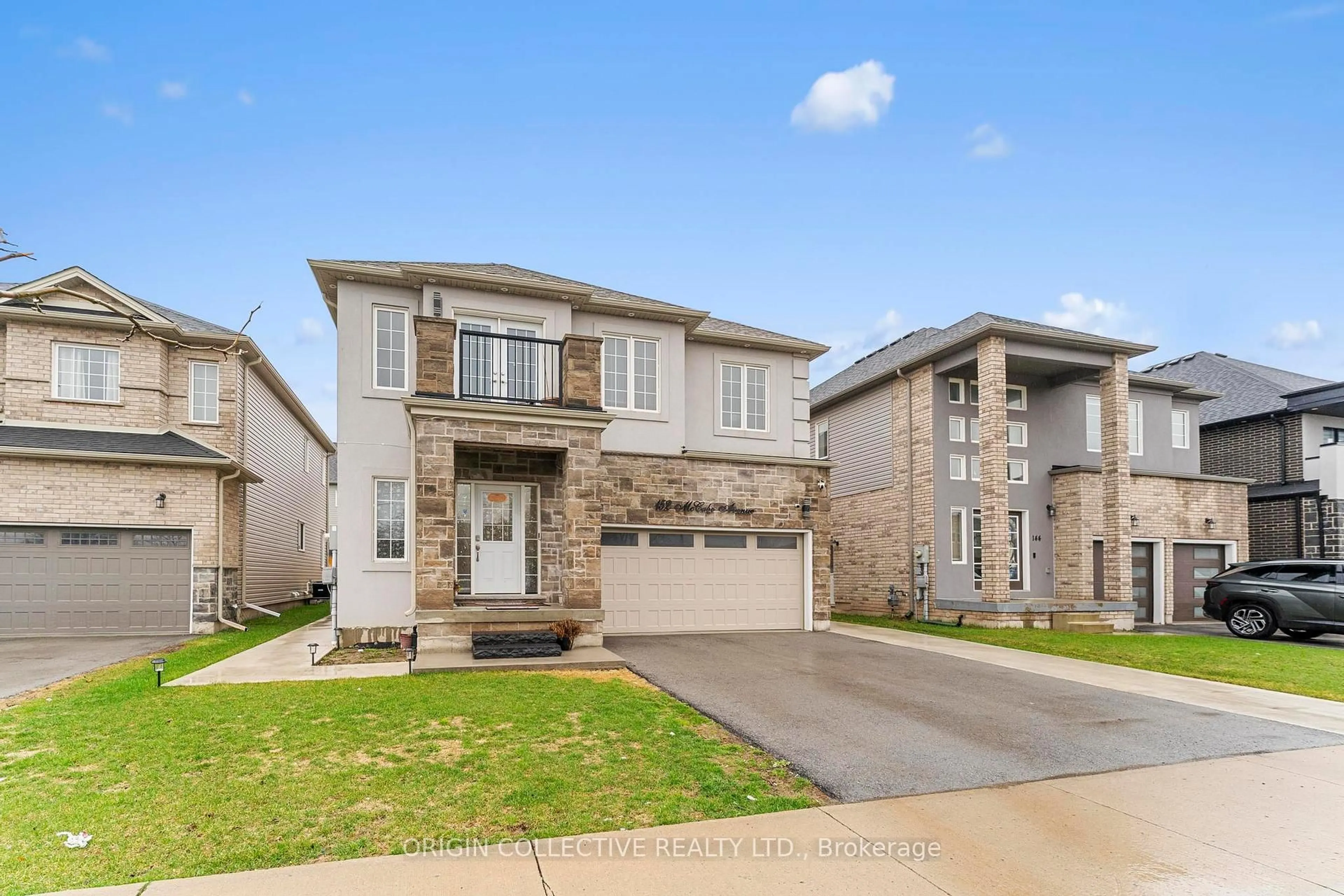 Home with brick exterior material, street for 152 Mccabe Ave, Welland Ontario L3B 0H6